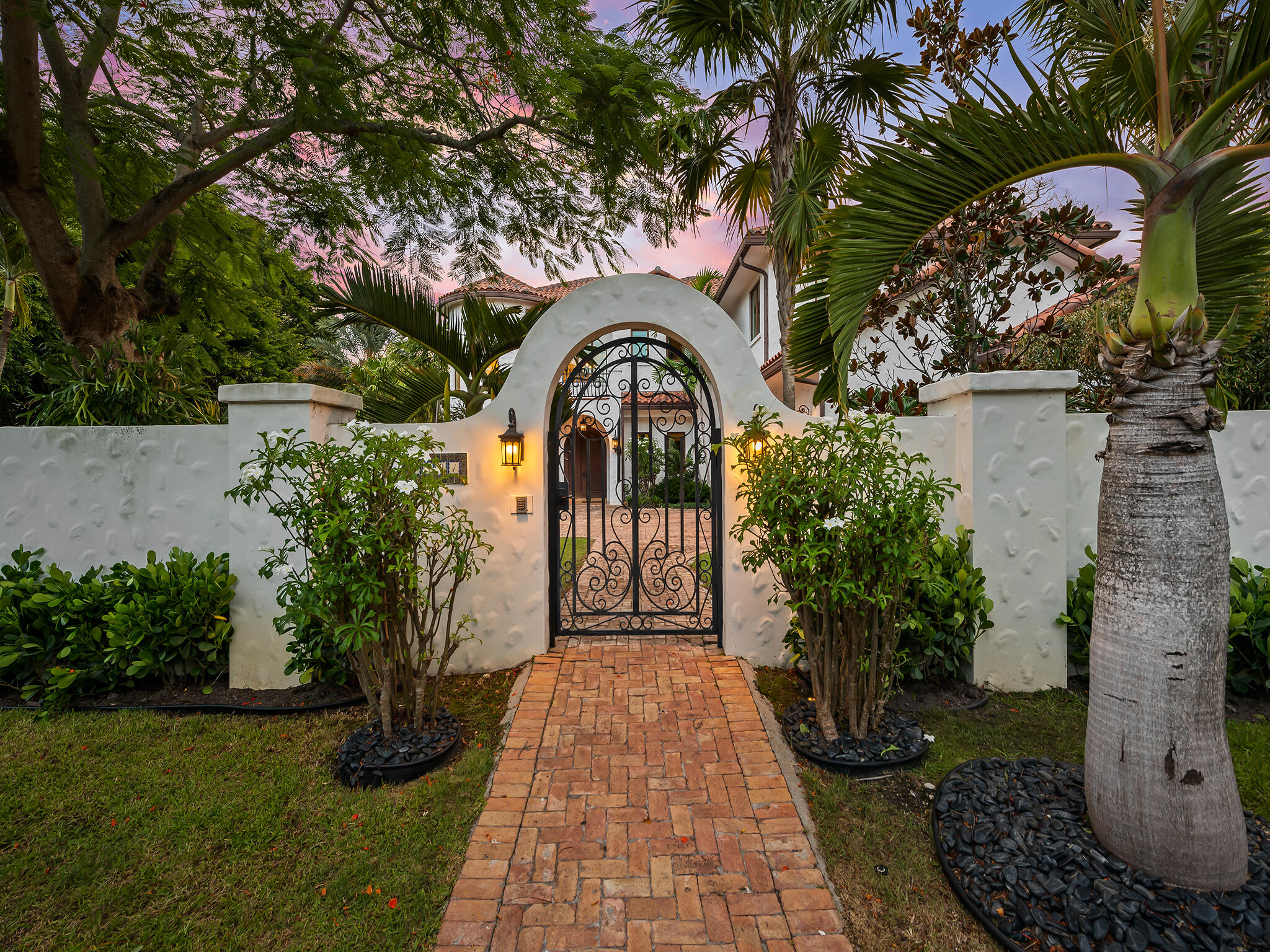 2101 MIDDLE RIVER, Fort Lauderdale FL 33305