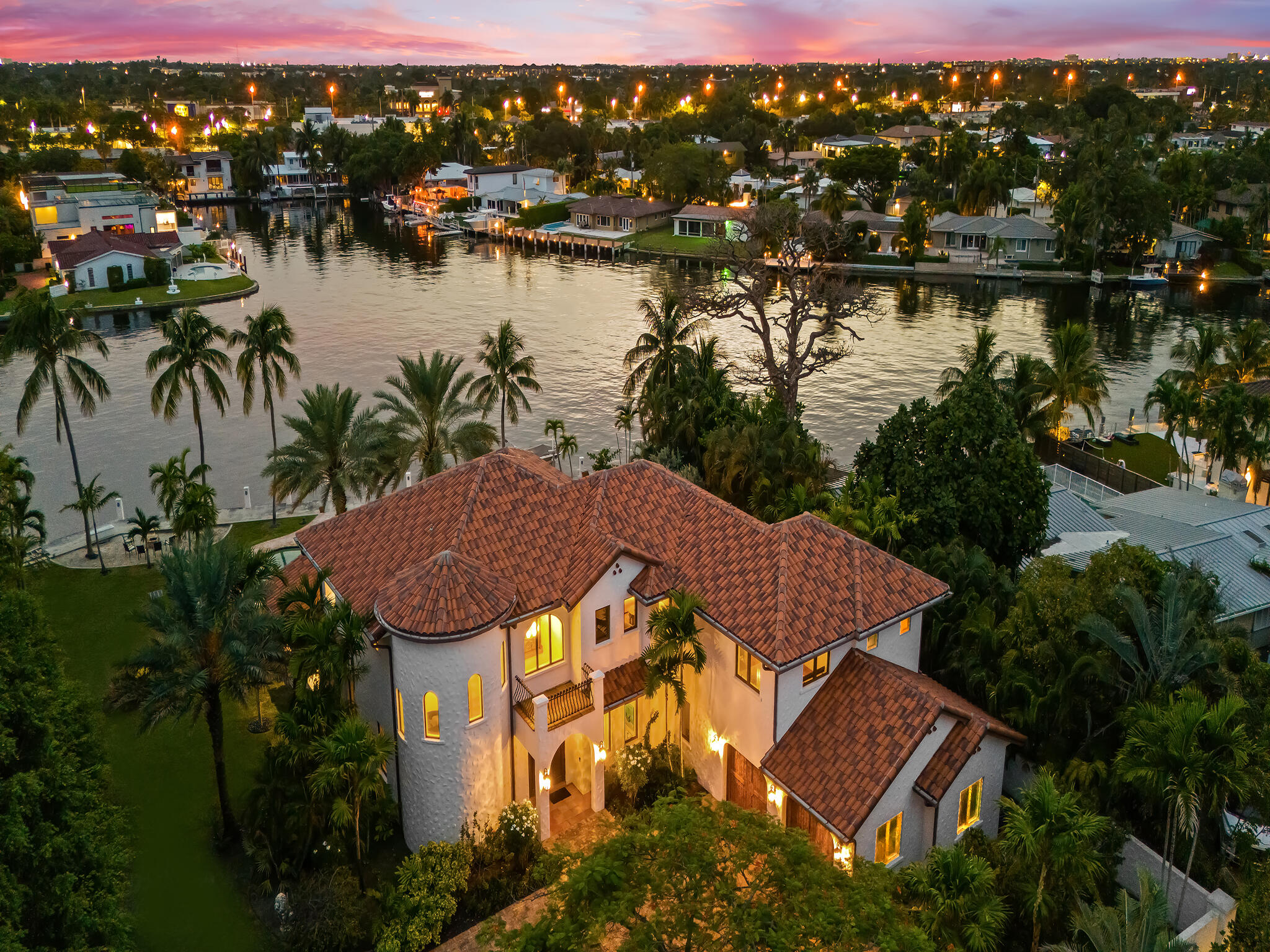 2101 MIDDLE RIVER, Fort Lauderdale FL 33305