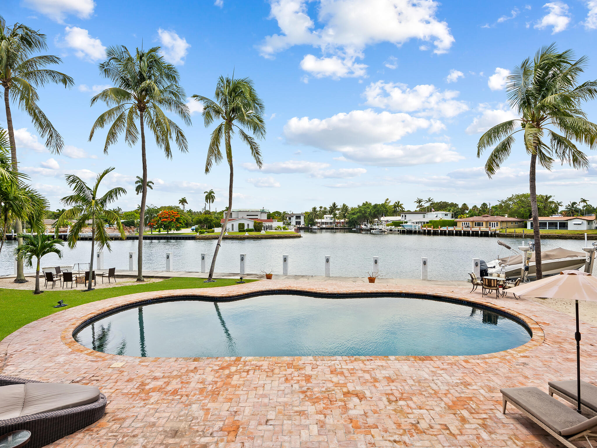 2101 MIDDLE RIVER, Fort Lauderdale FL 33305