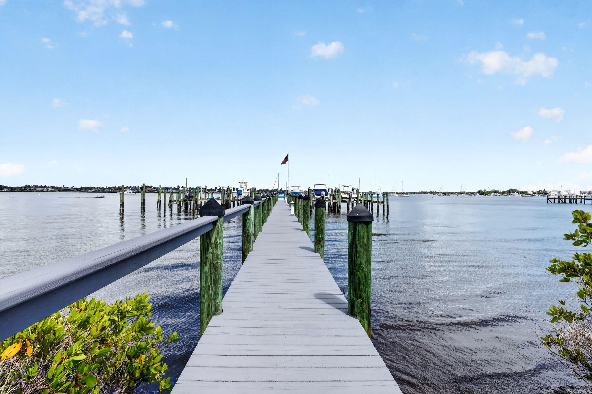 624 SW St Lucie #208, Stuart FL 34994