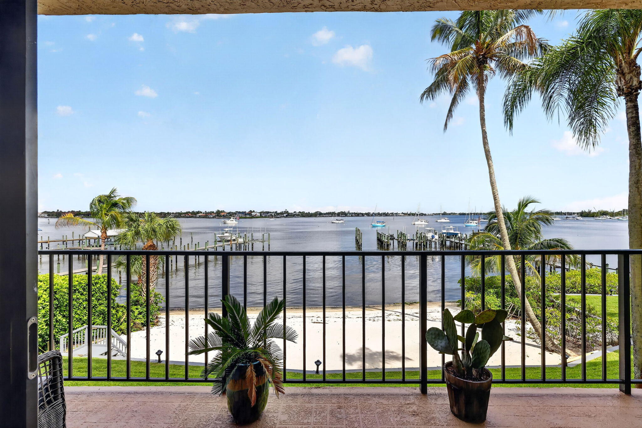 624 SW St Lucie #208, Stuart FL 34994
