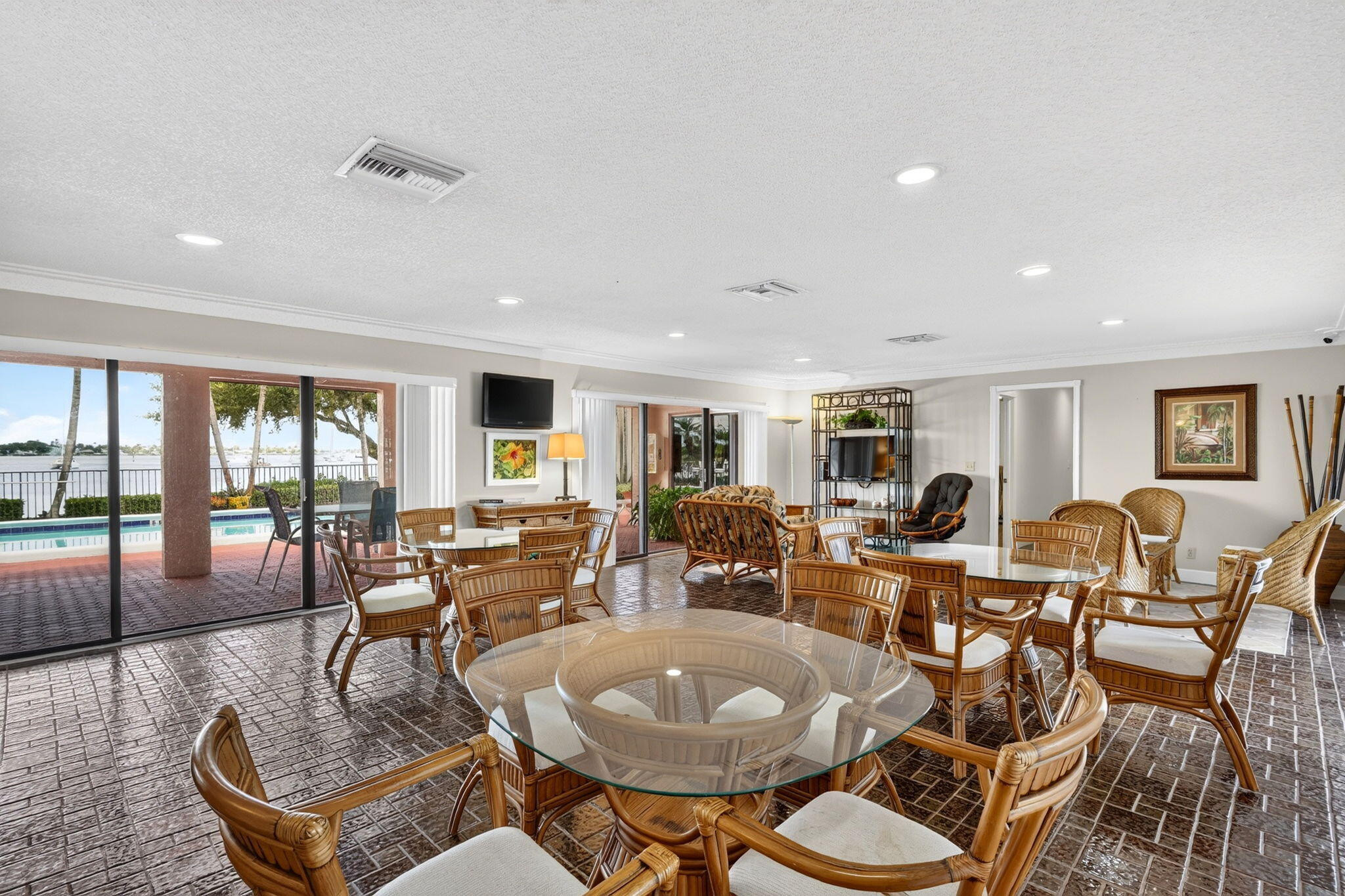 624 SW St Lucie #208, Stuart FL 34994