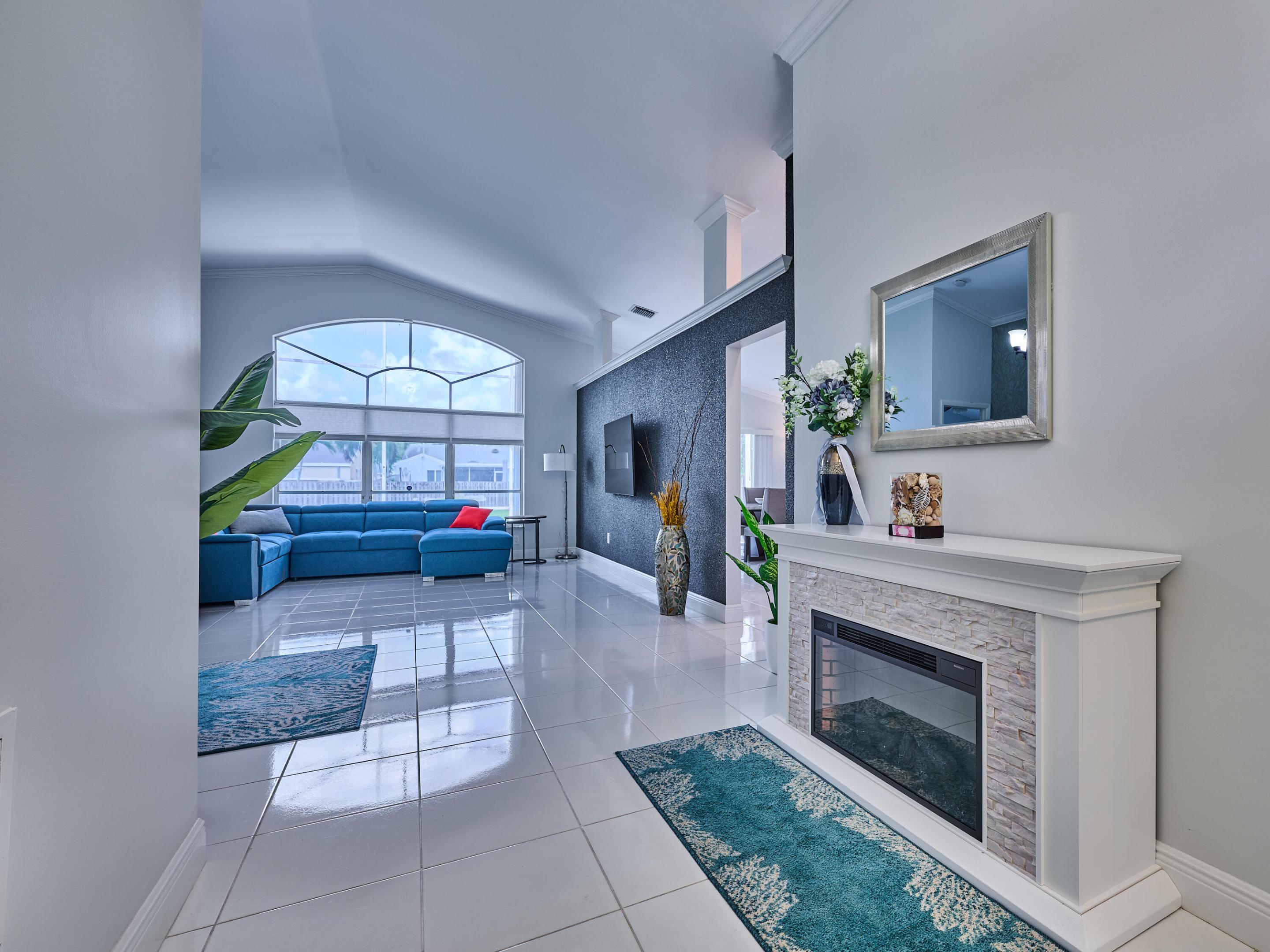 18798 Caspian, Boca Raton FL 33496