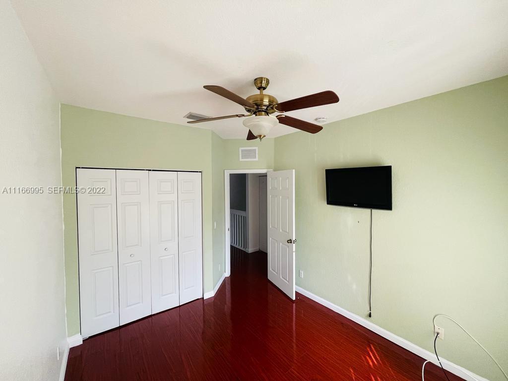 903 N SANTA CATALINA, North Lauderdale FL 33068
