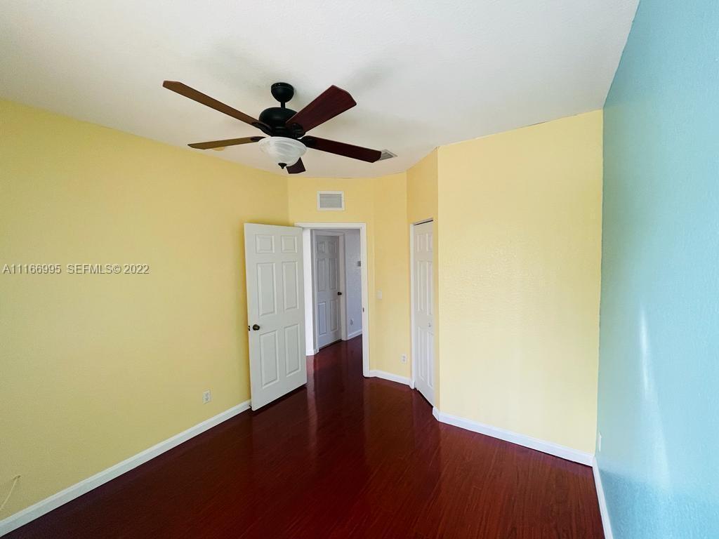 903 N SANTA CATALINA, North Lauderdale FL 33068
