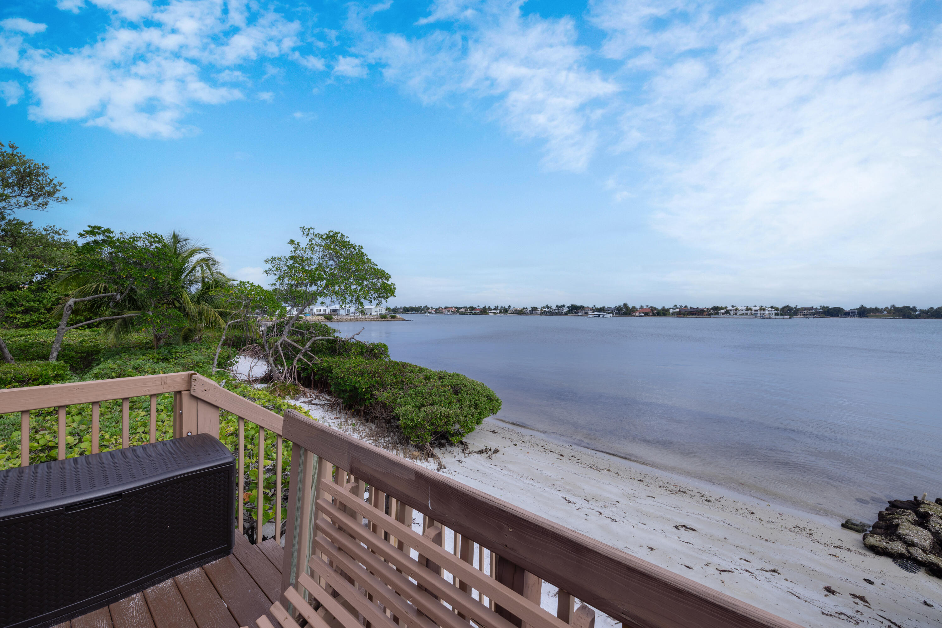 88 N Lakeshore, Hypoluxo FL 33462