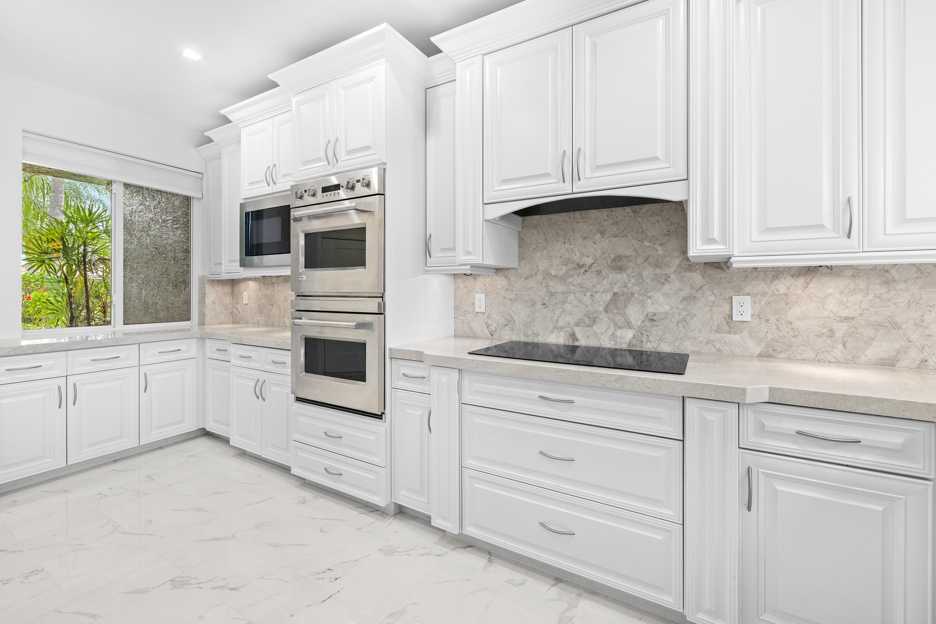 88 N Lakeshore, Hypoluxo FL 33462