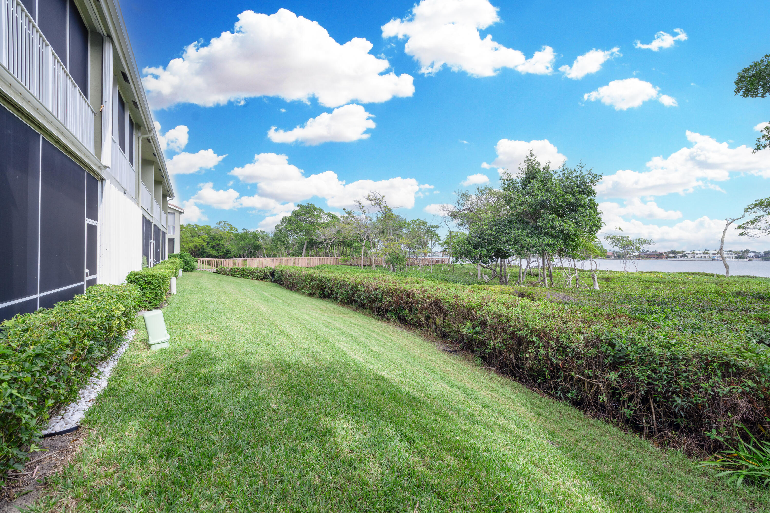 88 N Lakeshore, Hypoluxo FL 33462