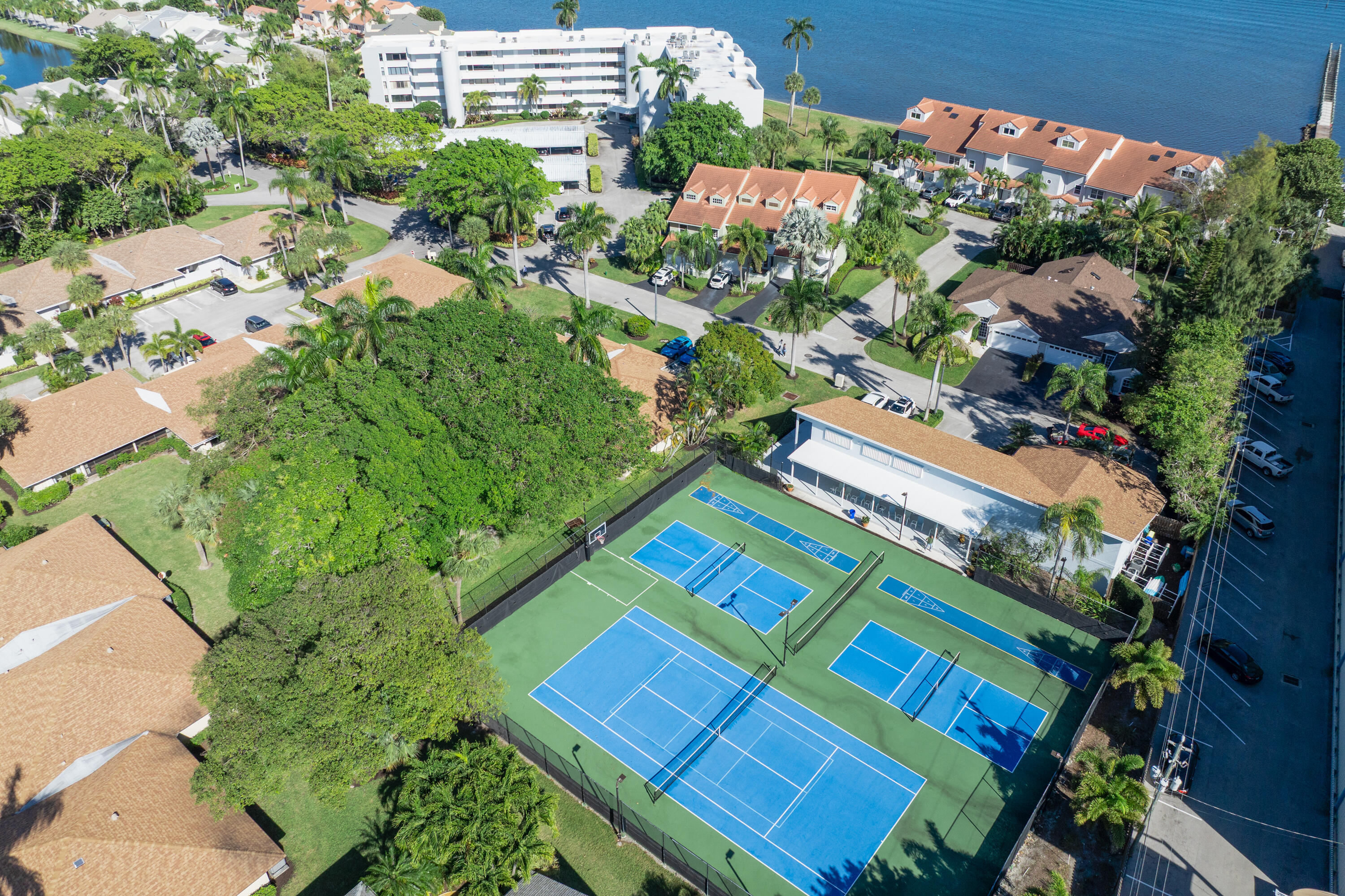 88 N Lakeshore, Hypoluxo FL 33462