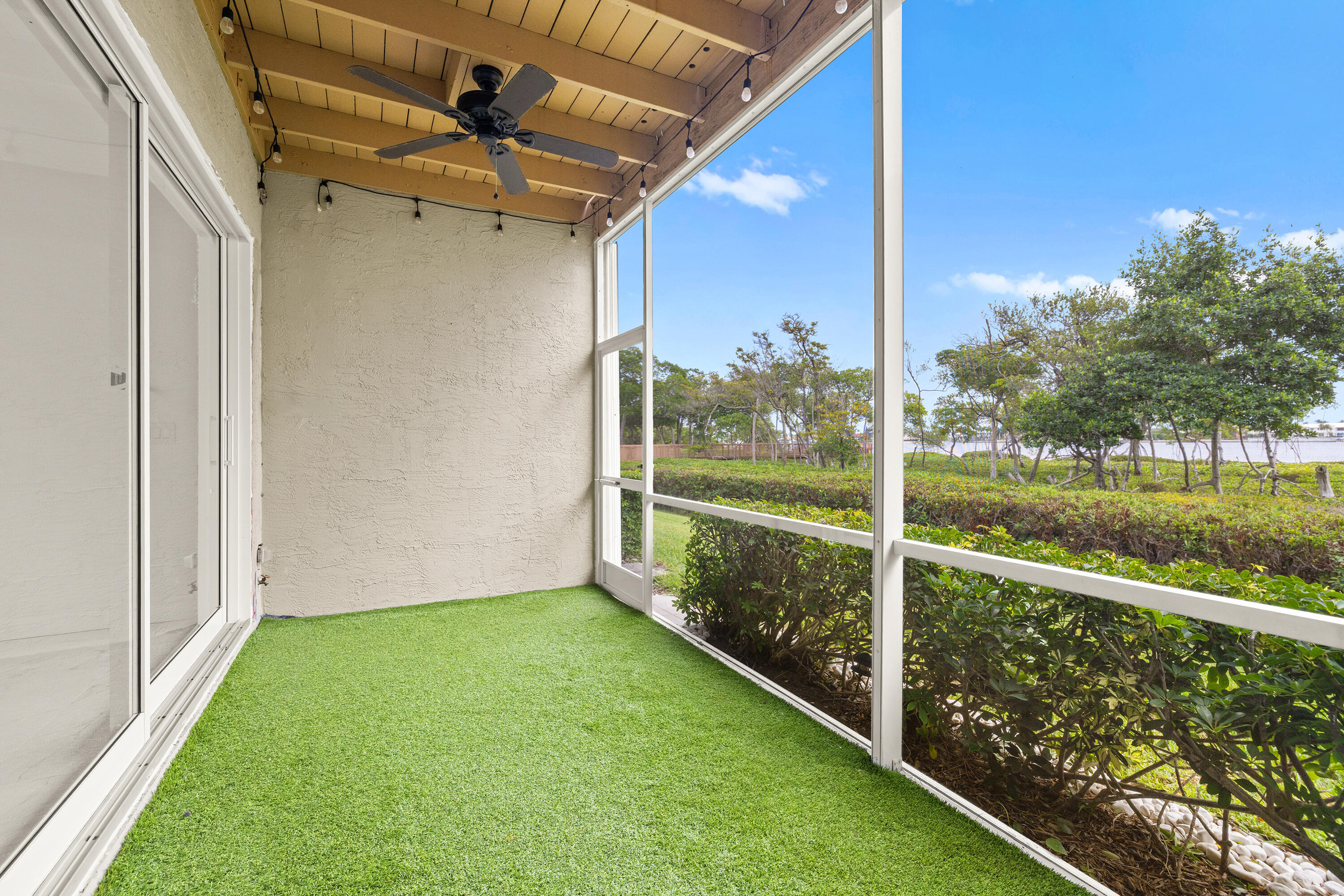 88 N Lakeshore, Hypoluxo FL 33462