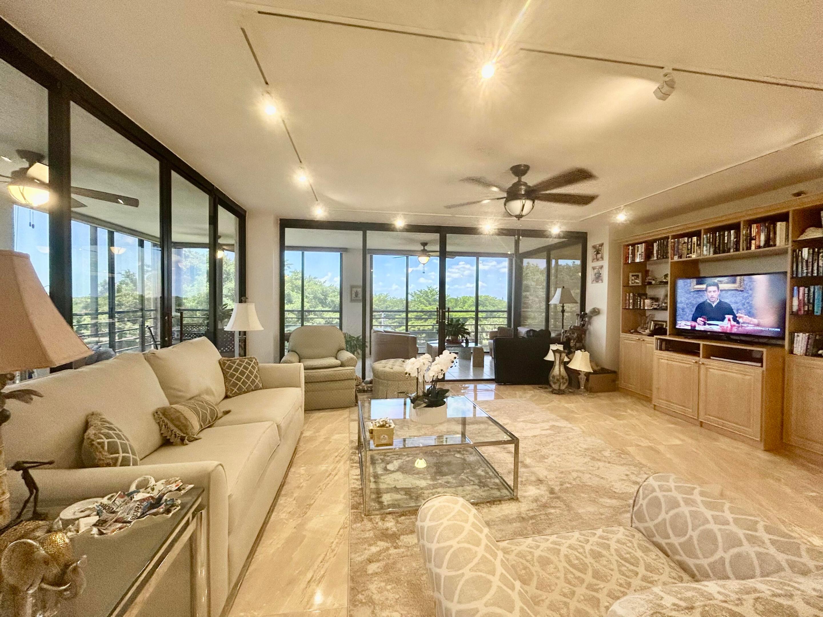 7568 Regency Lake #602, Boca Raton FL 33433