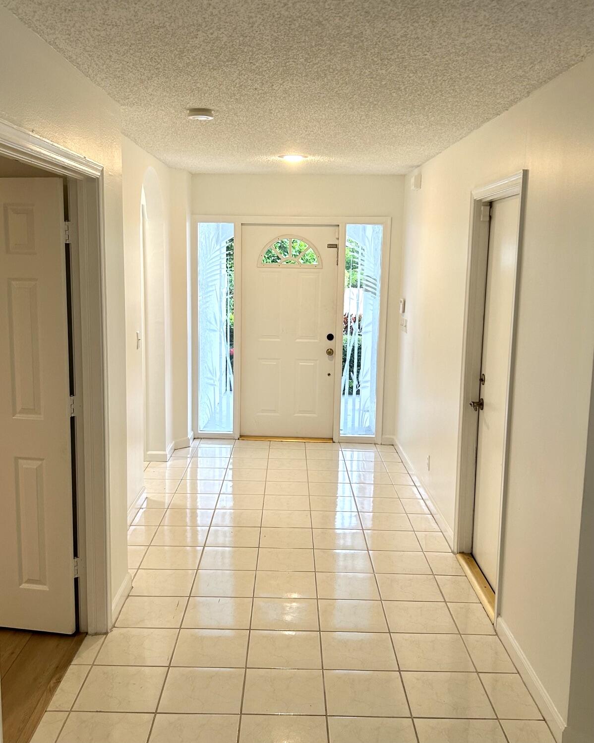 10215 CAMELBACK, Boca Raton FL 33498