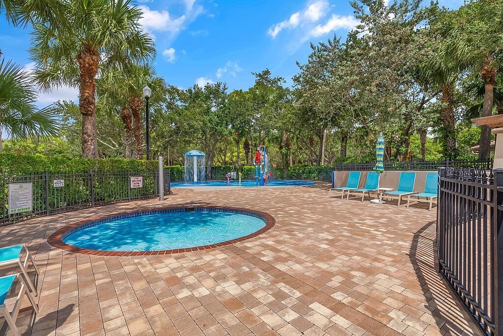 631 MOONDANCER, Palm Beach Gardens FL 33410