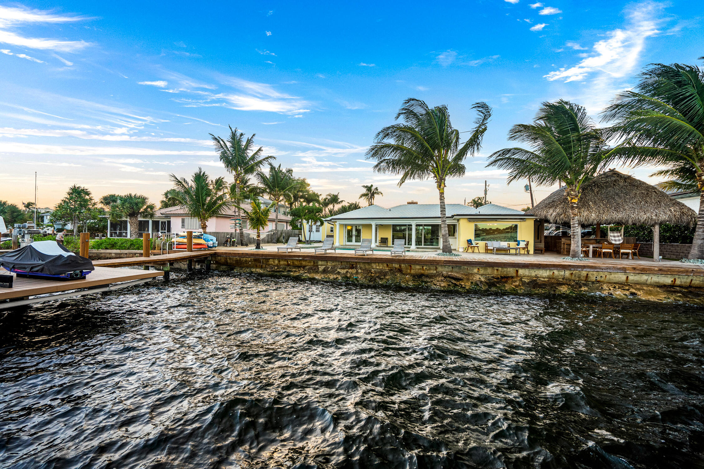 844 East, Boynton Beach FL 33435