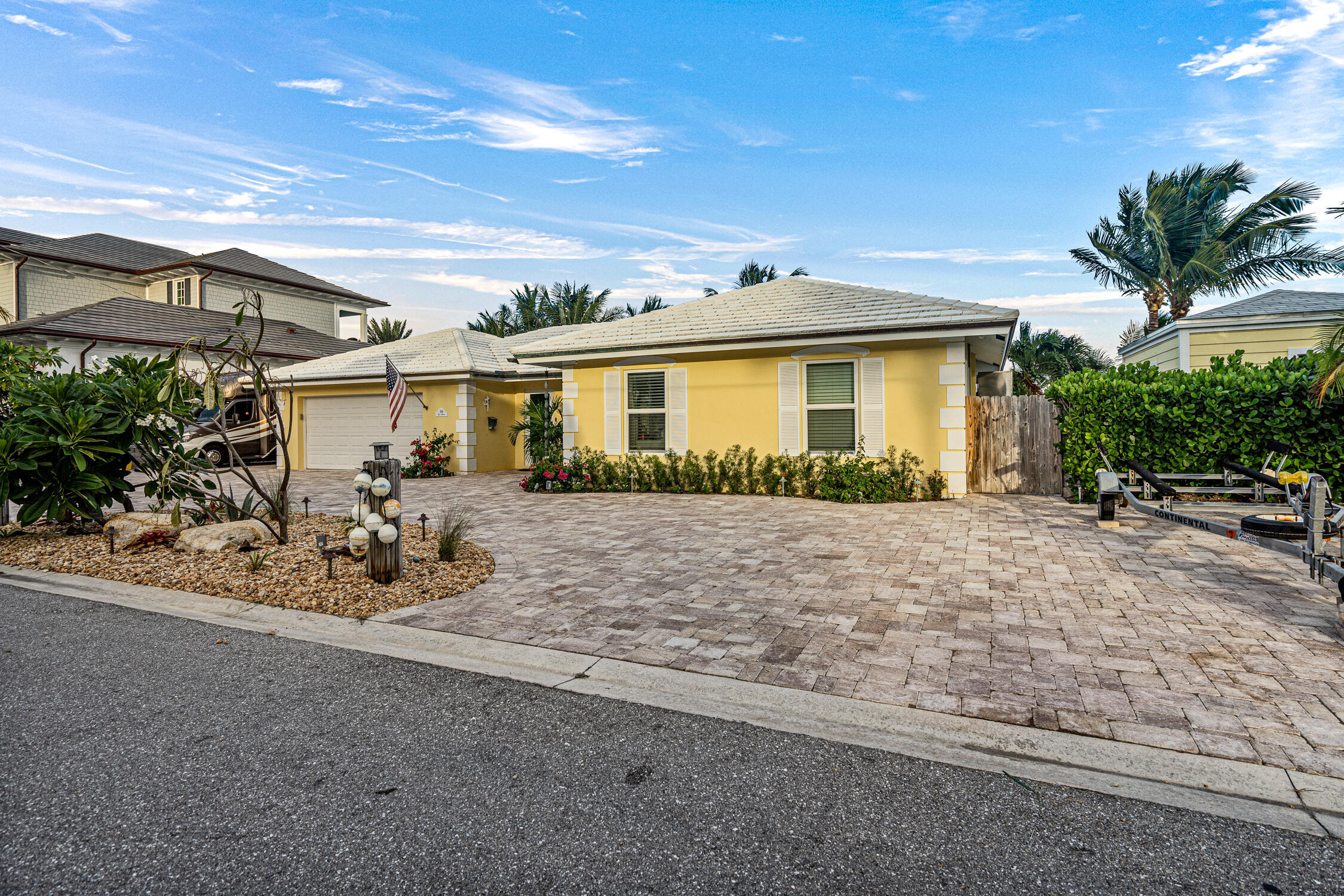 844 East, Boynton Beach FL 33435