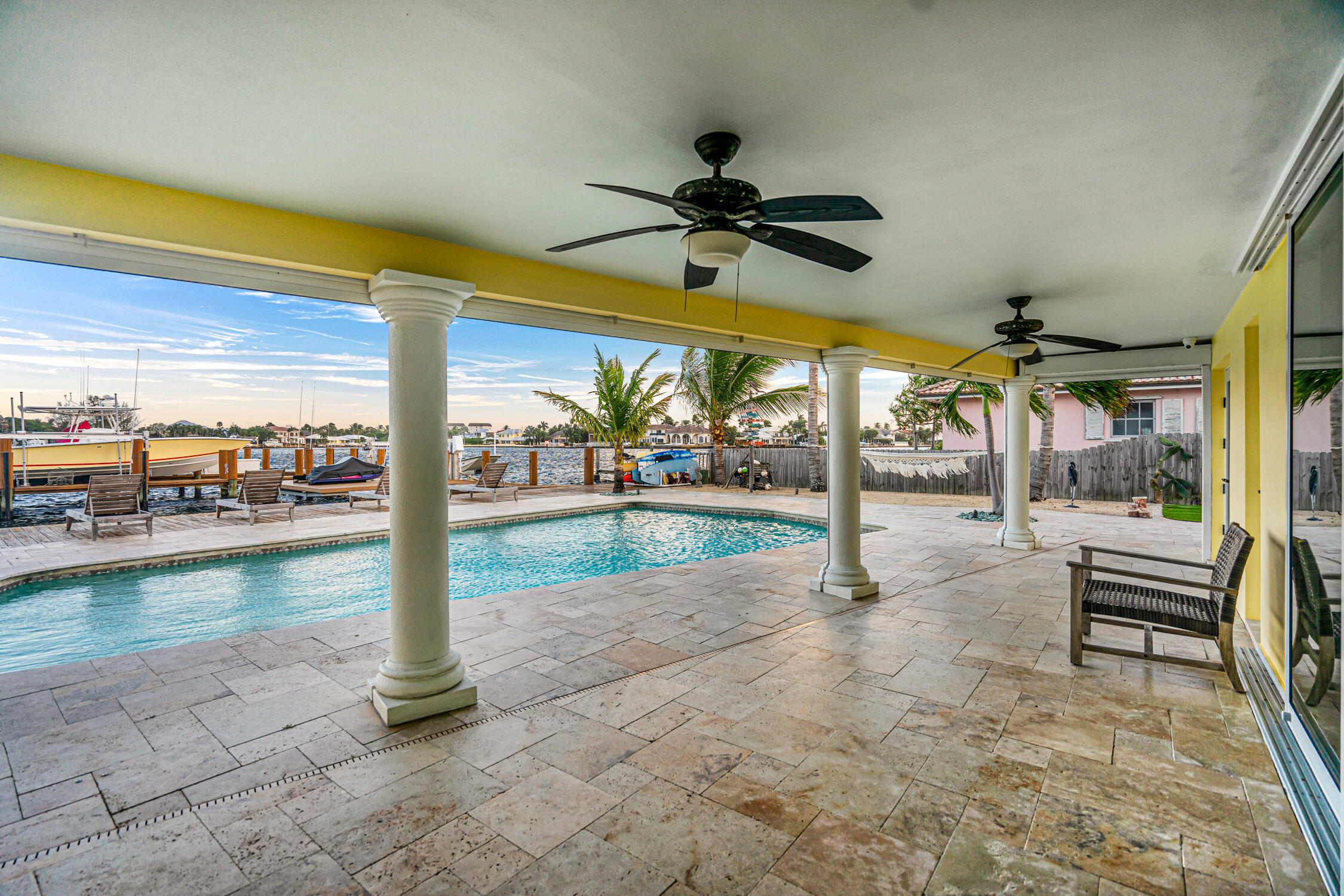 844 East, Boynton Beach FL 33435