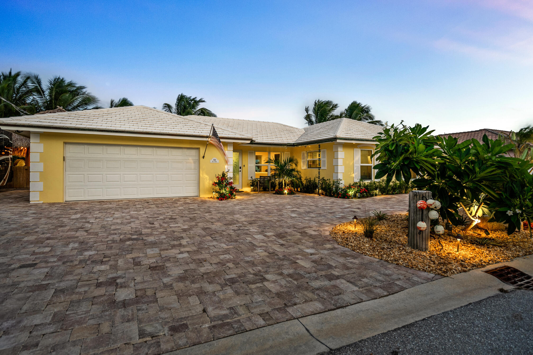 844 East, Boynton Beach FL 33435