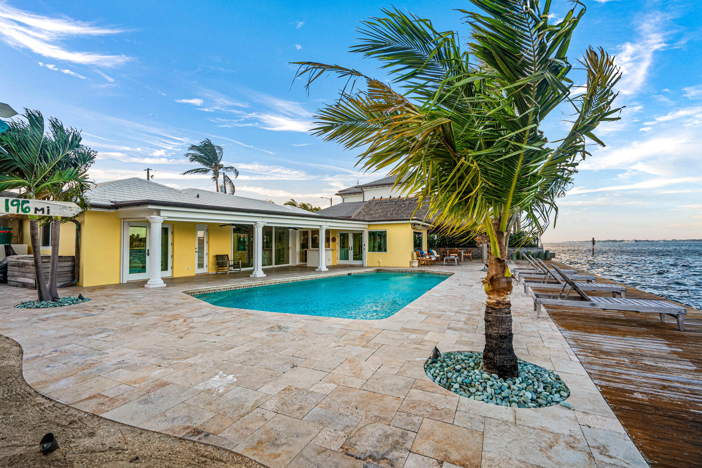 844 East, Boynton Beach FL 33435