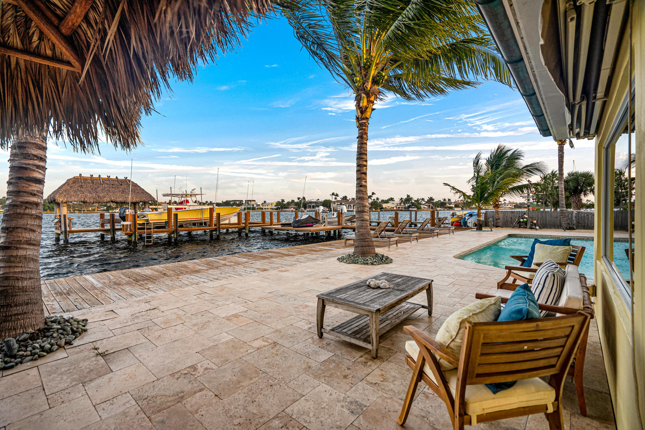 844 East, Boynton Beach FL 33435