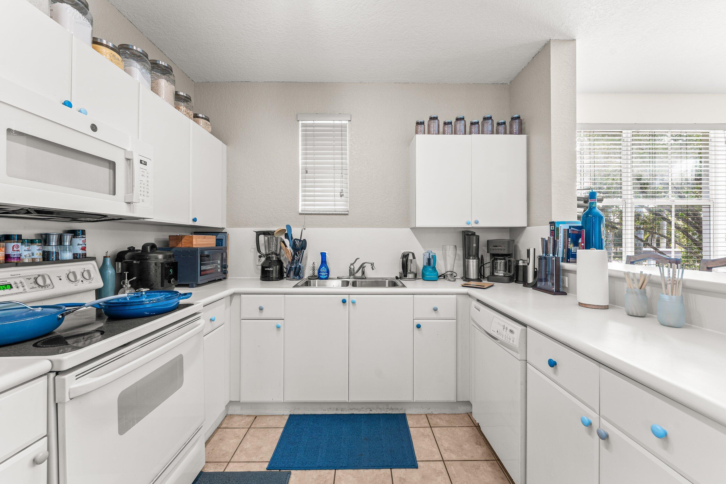 1012 Shoma, Royal Palm Beach FL 33414