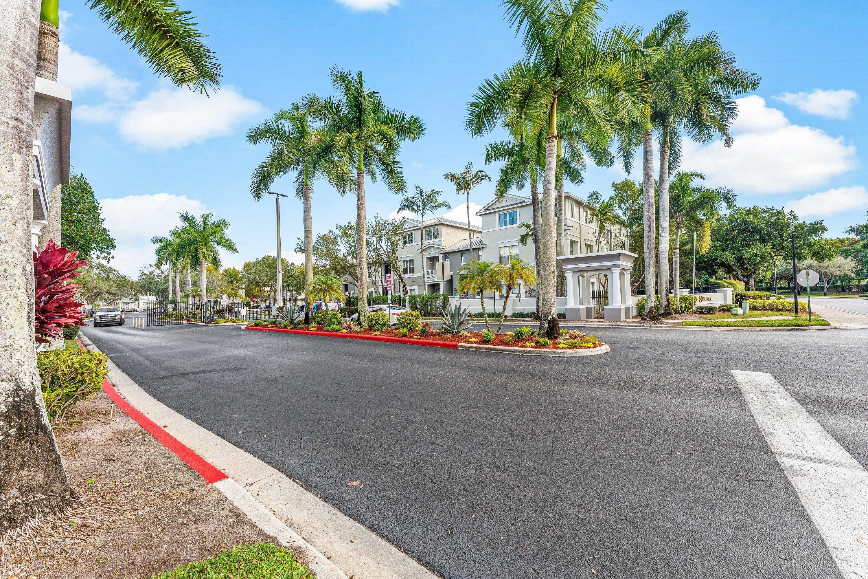 1012 Shoma, Royal Palm Beach FL 33414