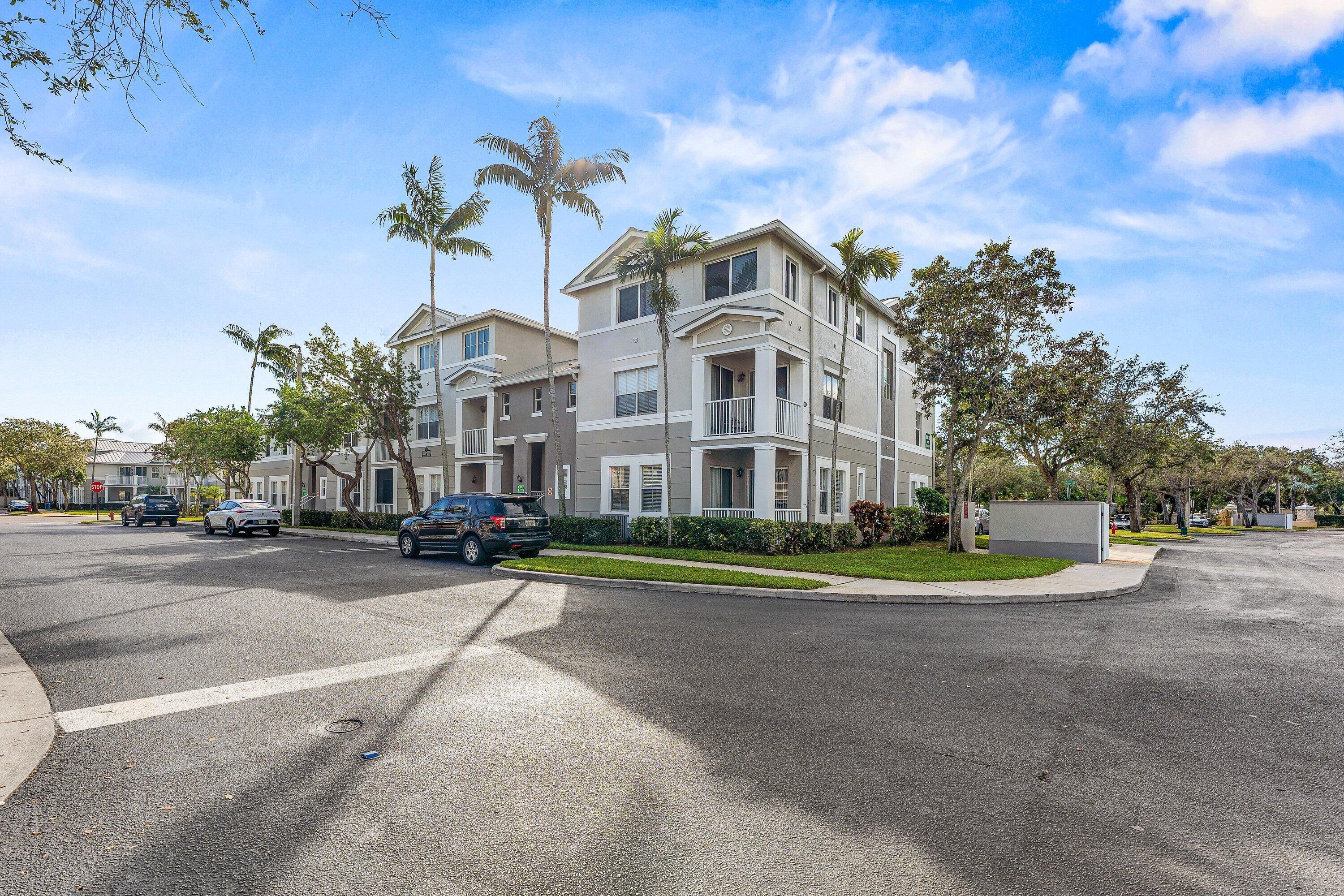 1012 Shoma, Royal Palm Beach FL 33414
