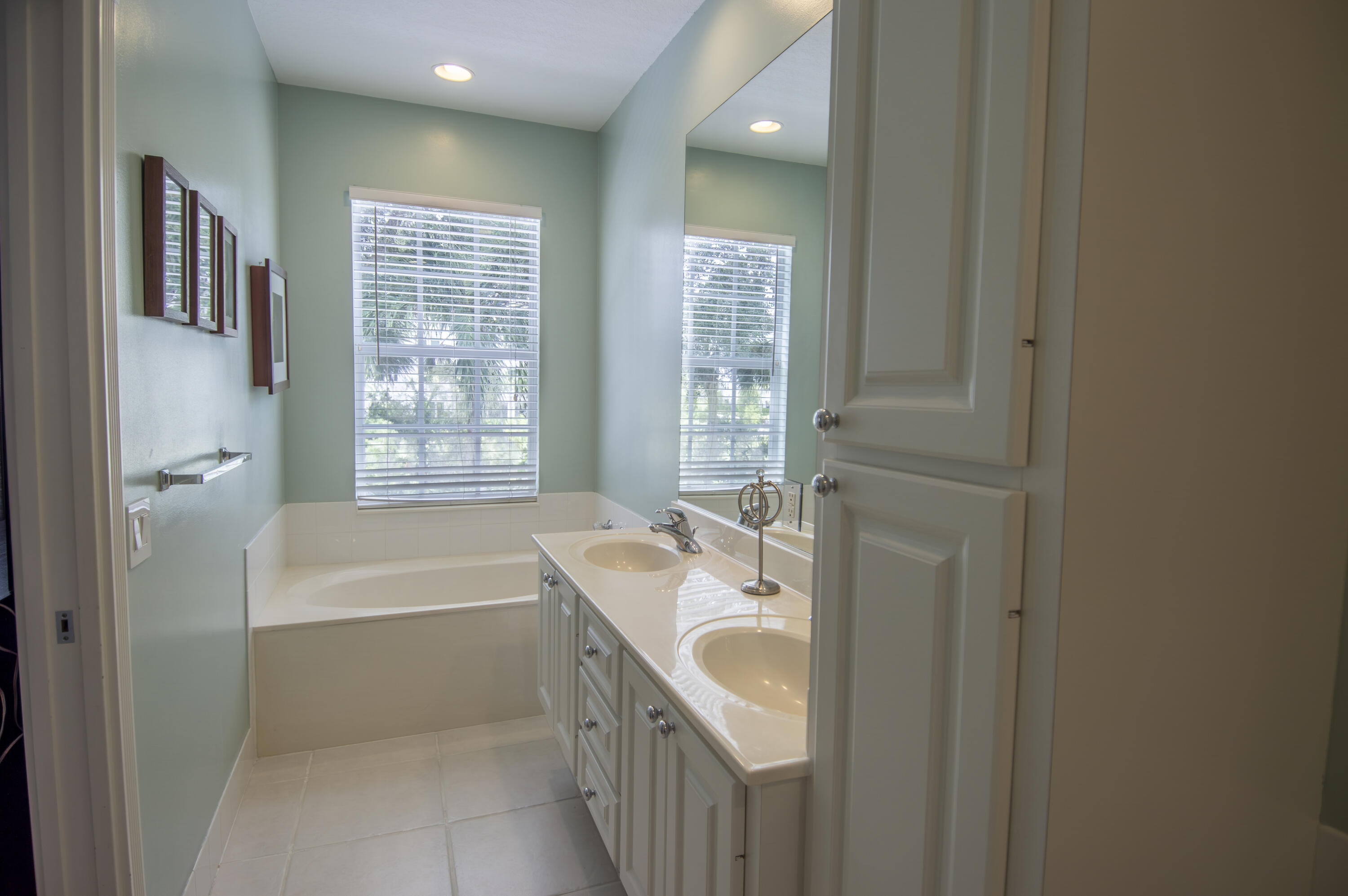 504 Capistrano, Palm Beach Gardens FL 33410