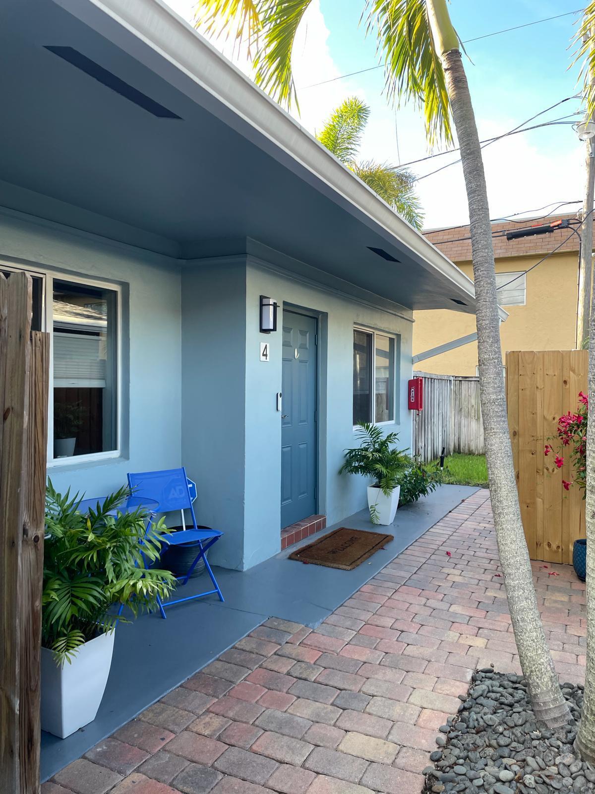 1400 NE 18TH #4, Fort Lauderdale FL 33305