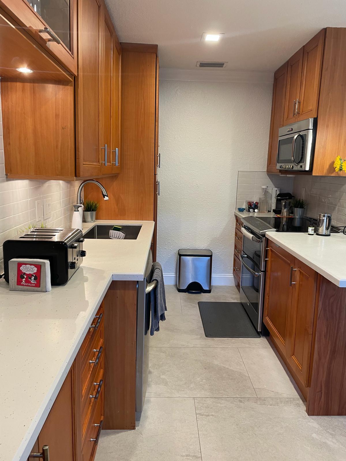 1400 NE 18TH #4, Fort Lauderdale FL 33305