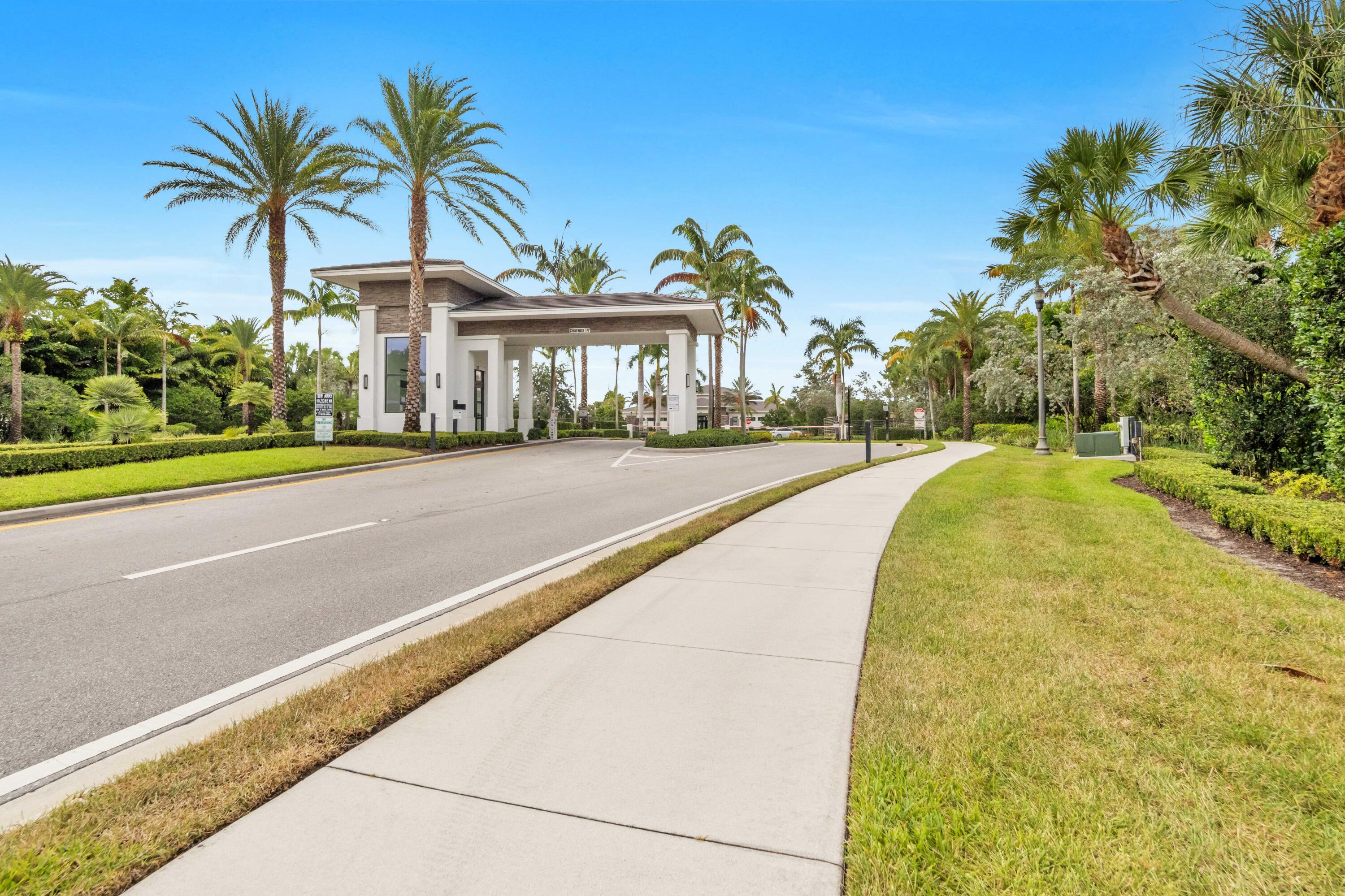 1304 Whitcombe, Royal Palm Beach FL 33411