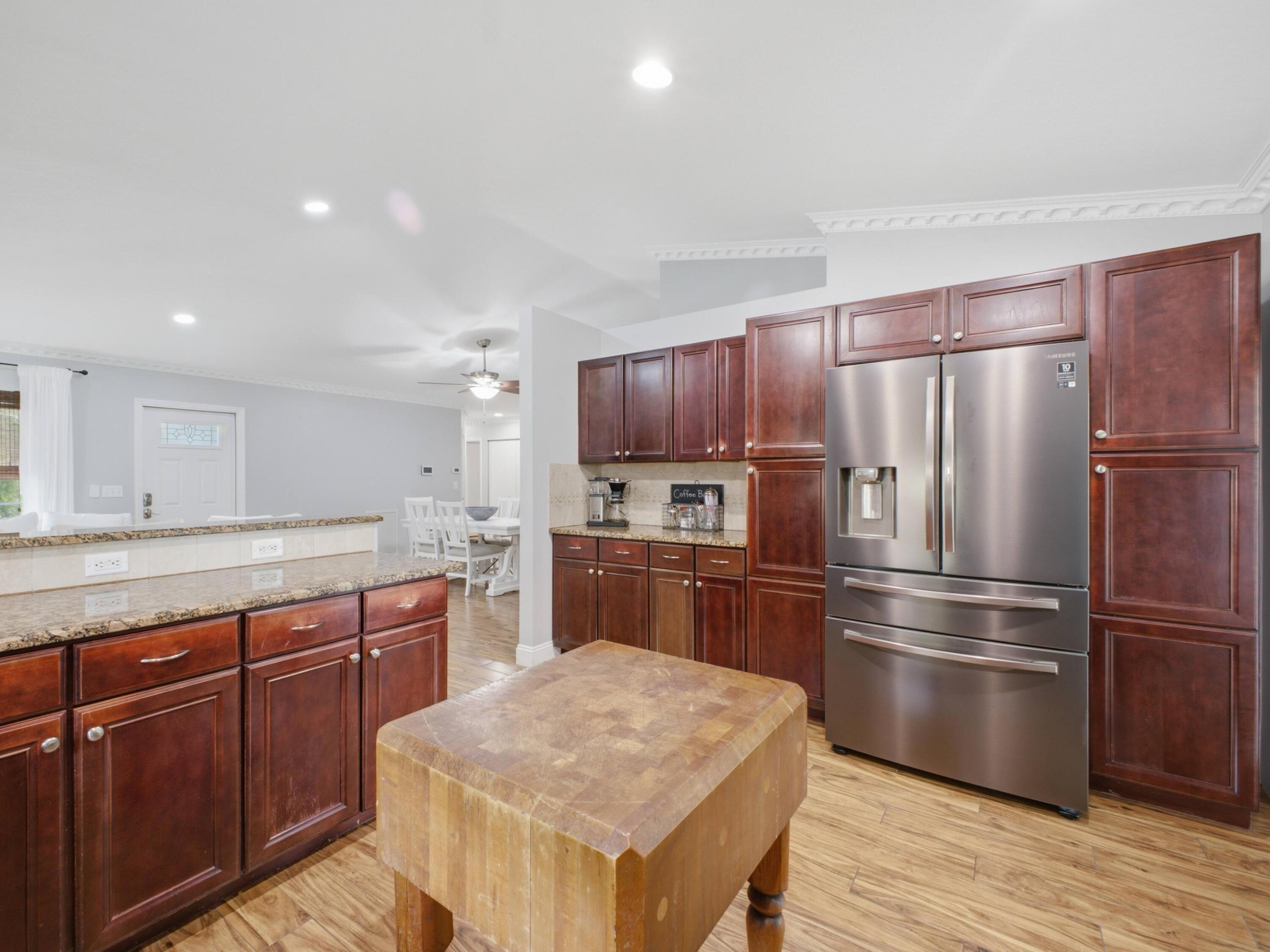 5418 CLUB, Haverhill FL 33415