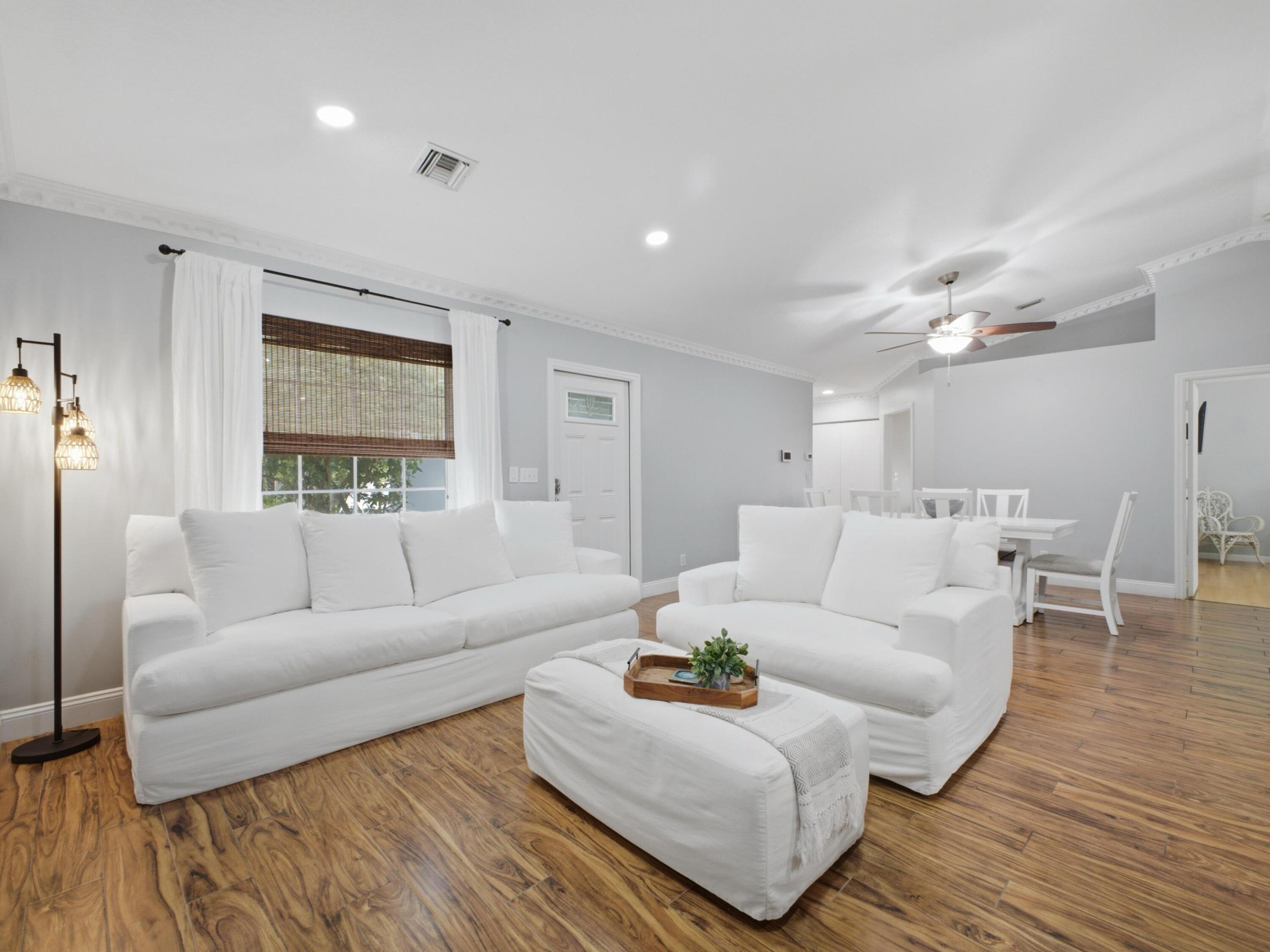5418 CLUB, Haverhill FL 33415