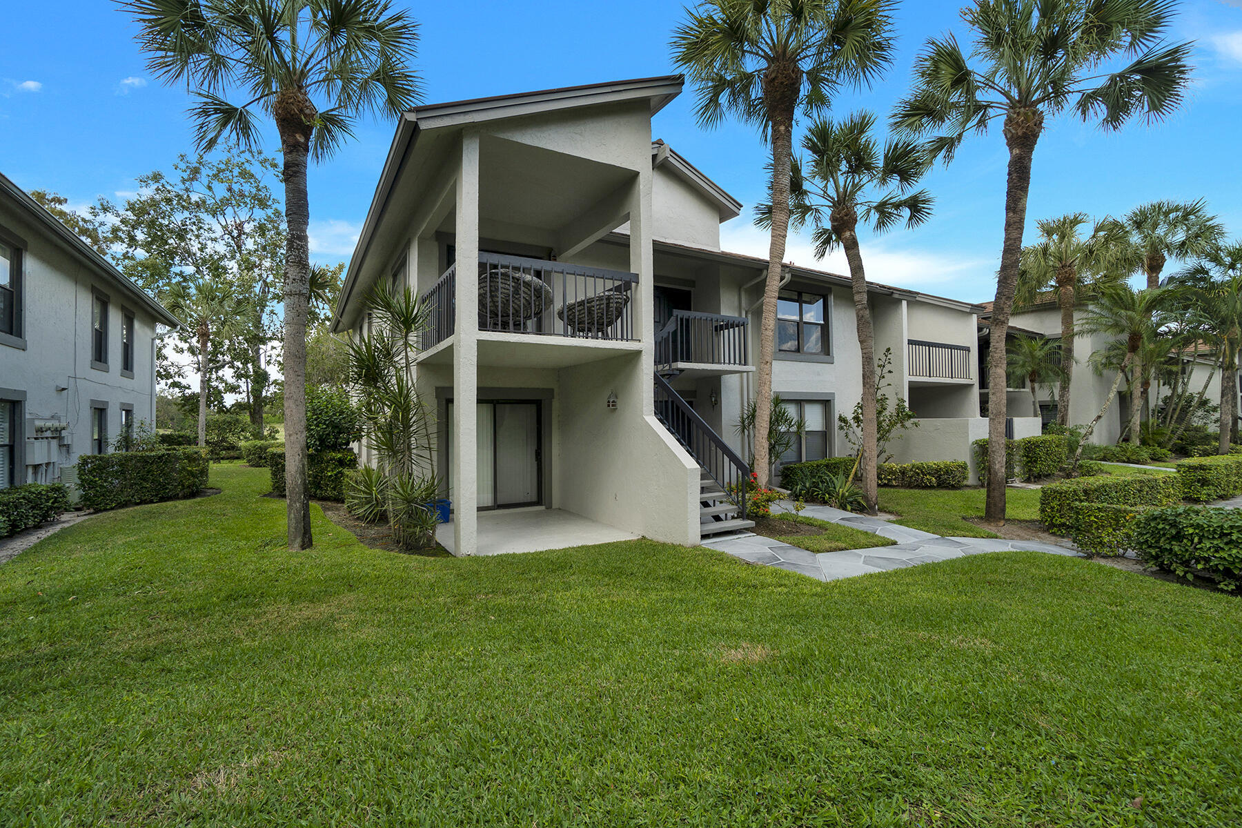 11311 Pond View #C101, Wellington FL 33414