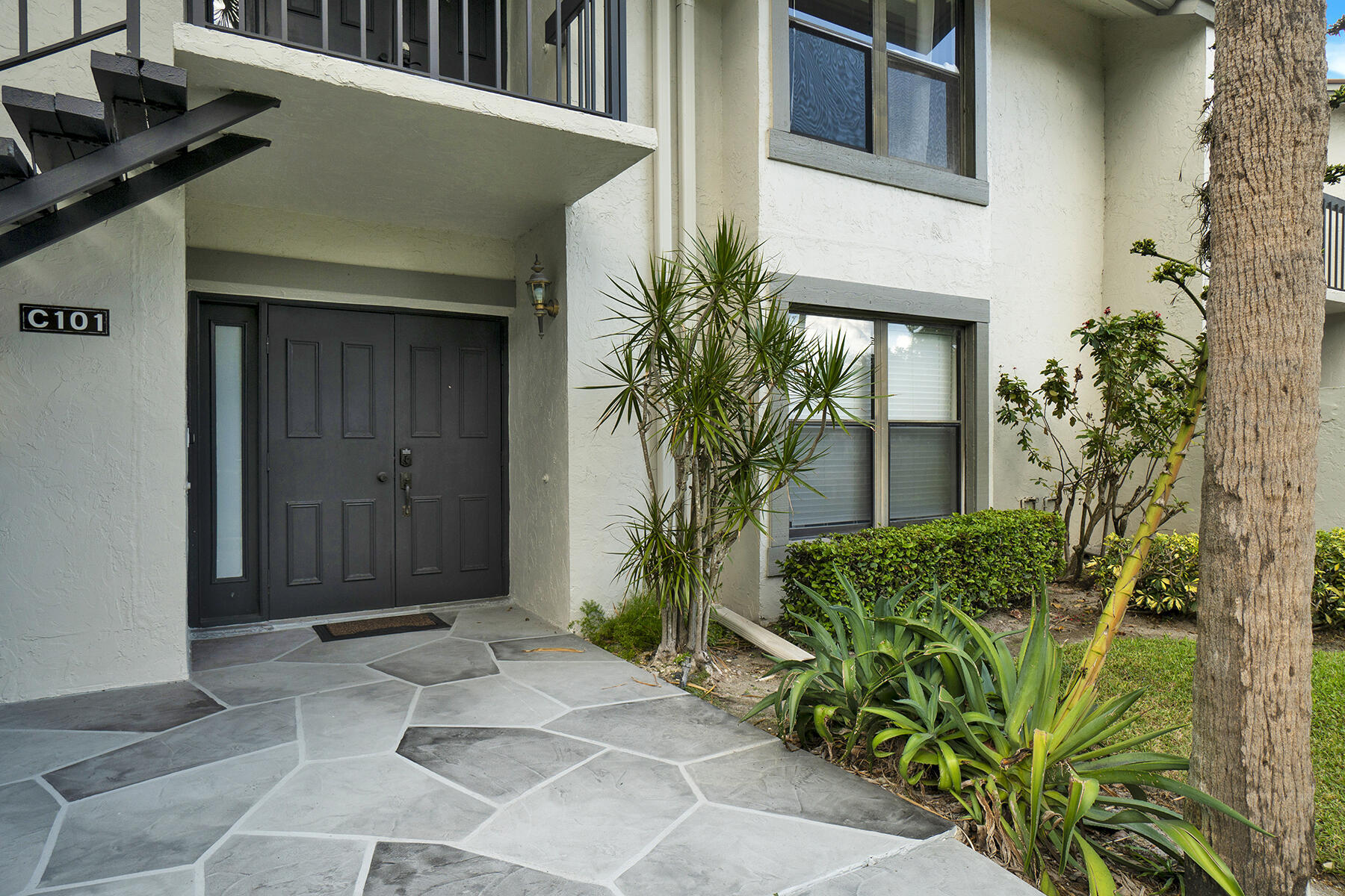11311 Pond View #C101, Wellington FL 33414