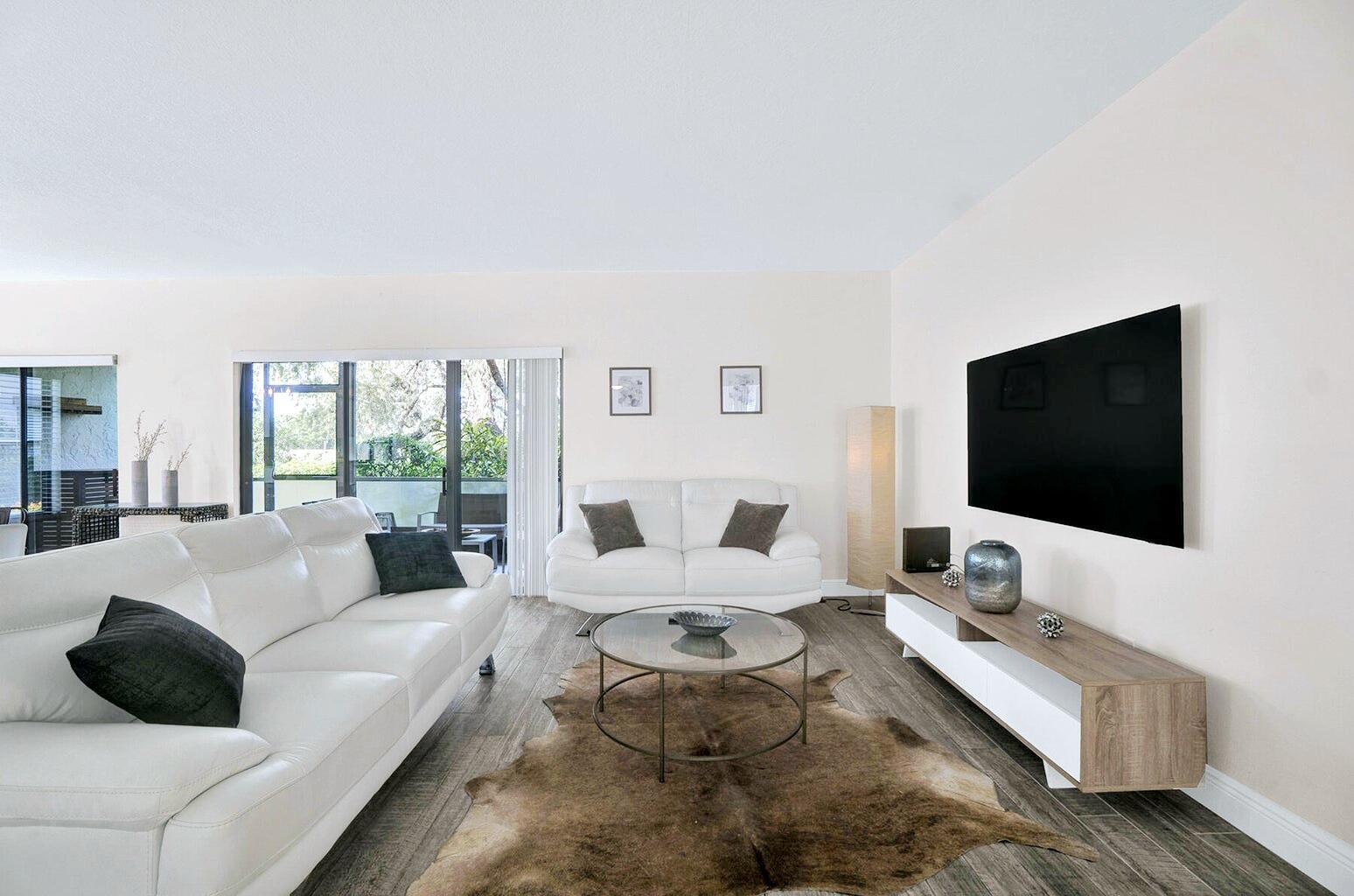 11311 Pond View #C101, Wellington FL 33414