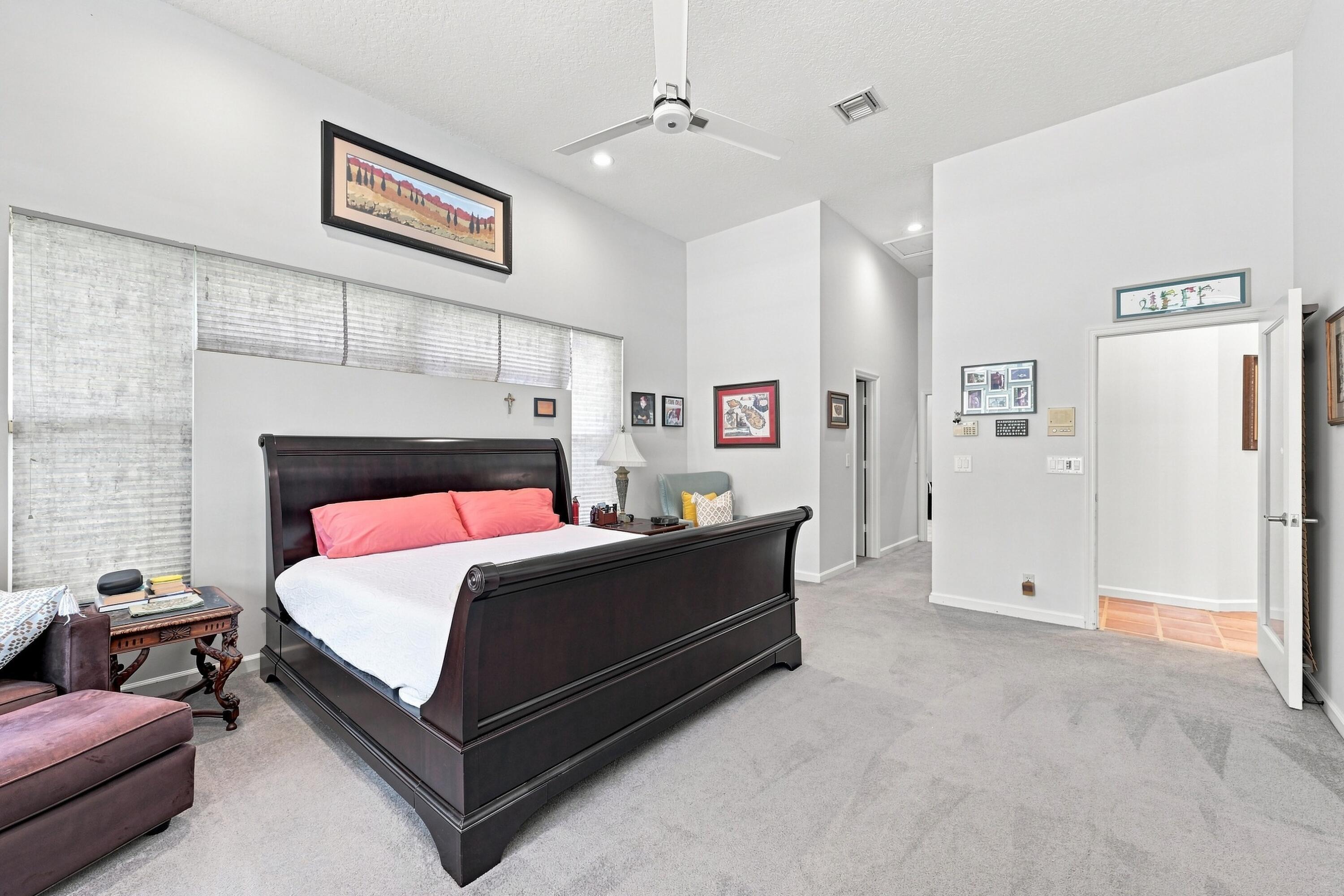 1960 HARTFORD, Coral Springs FL 33071
