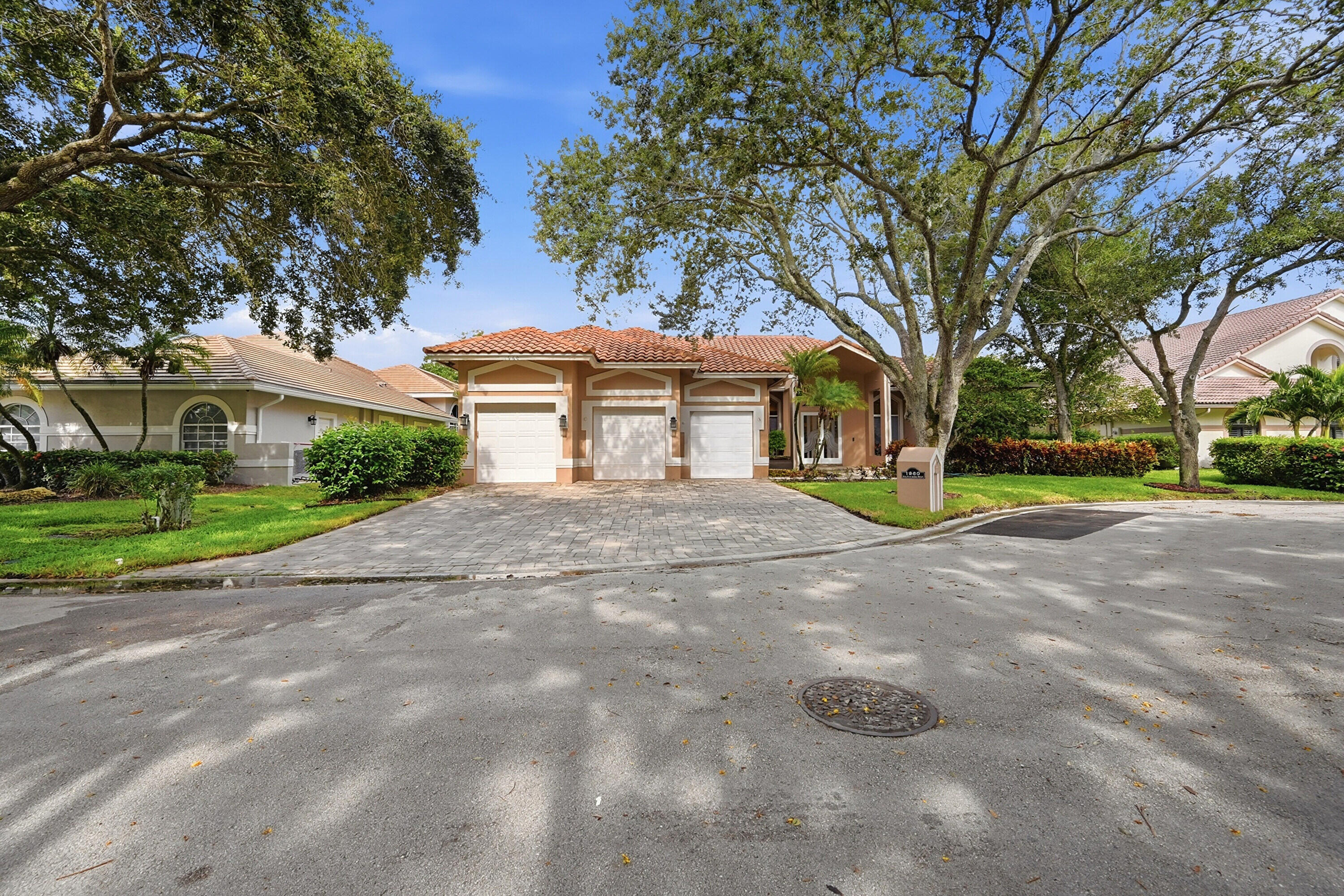 1960 HARTFORD, Coral Springs FL 33071