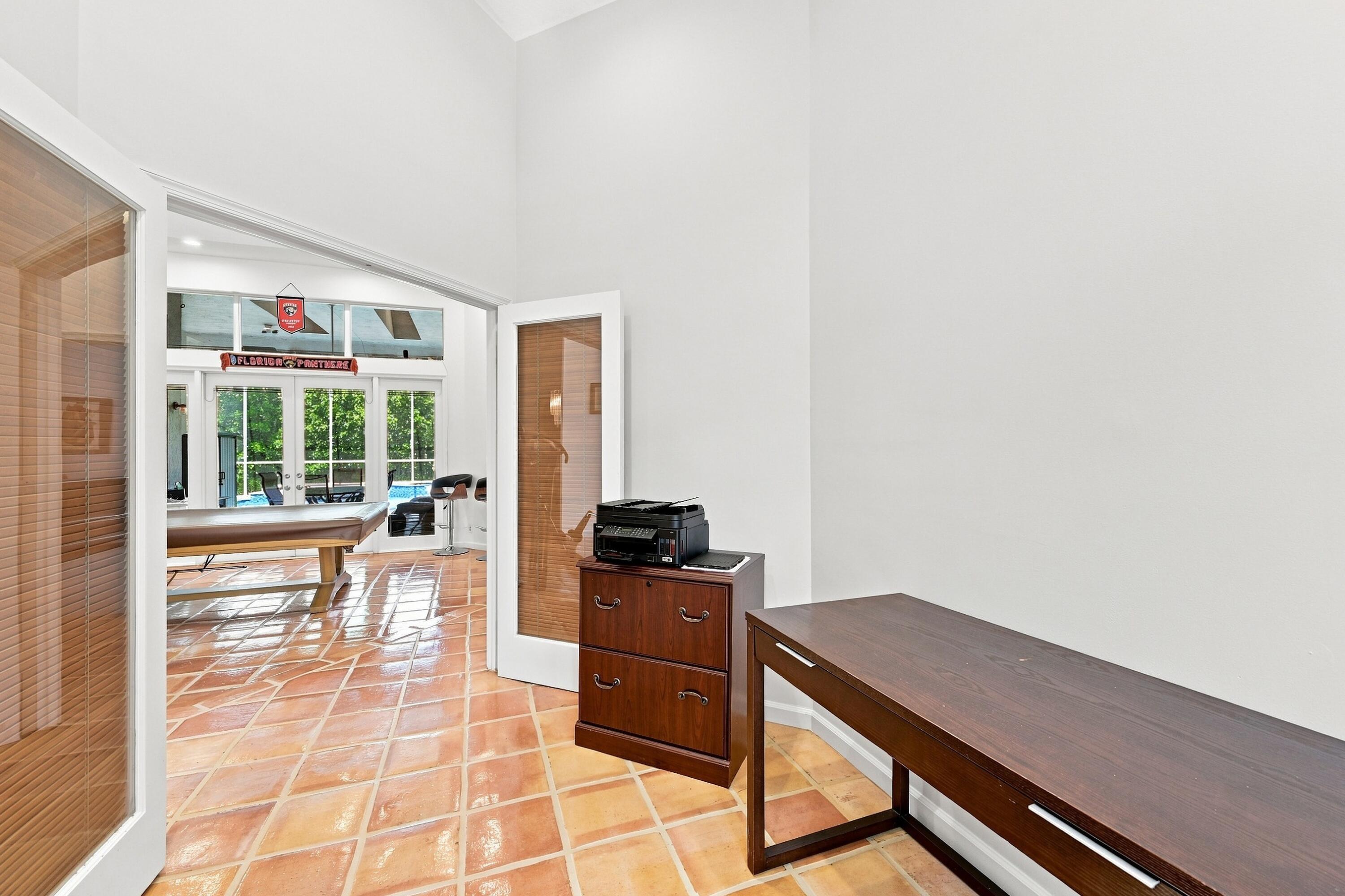 1960 HARTFORD, Coral Springs FL 33071