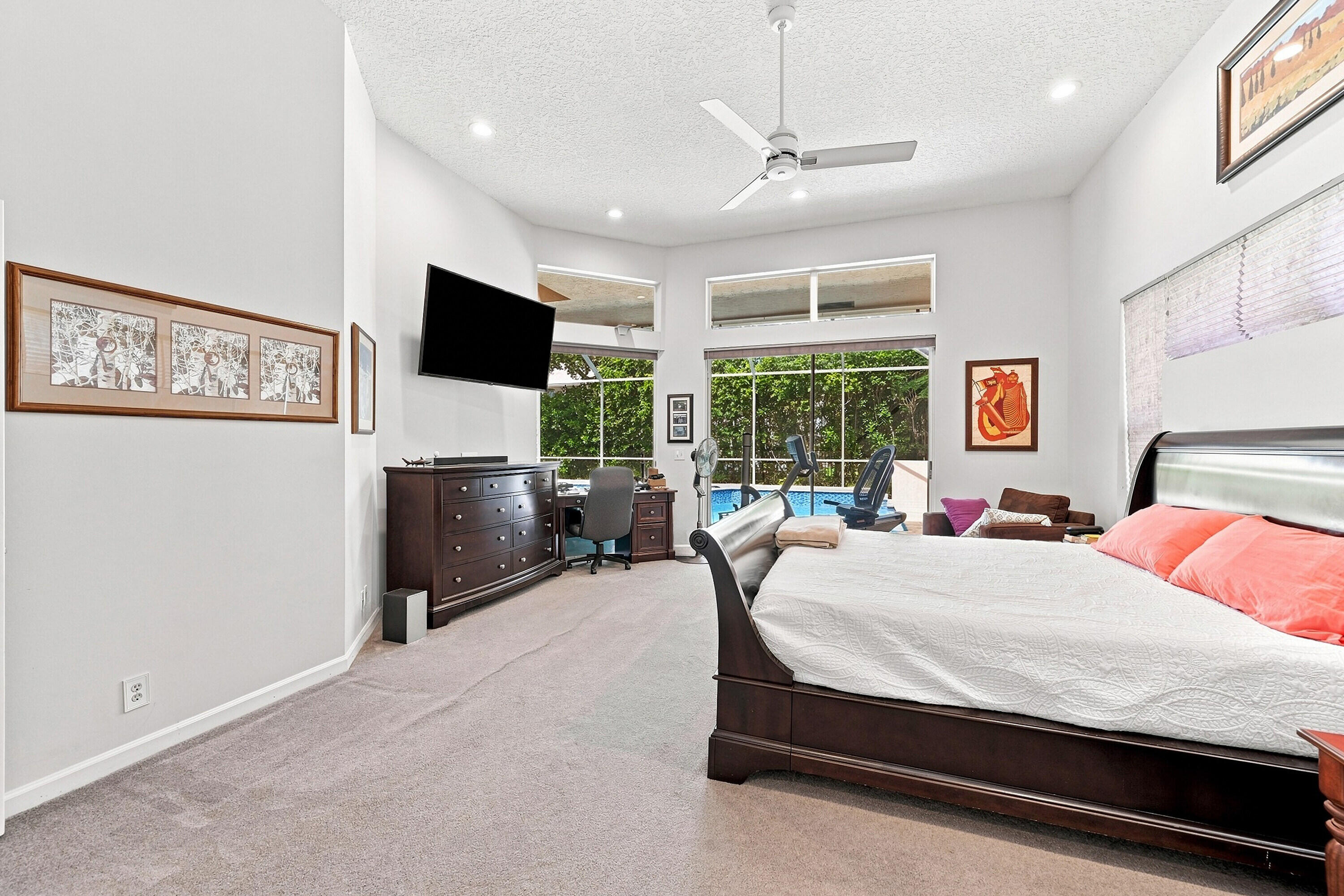 1960 HARTFORD, Coral Springs FL 33071