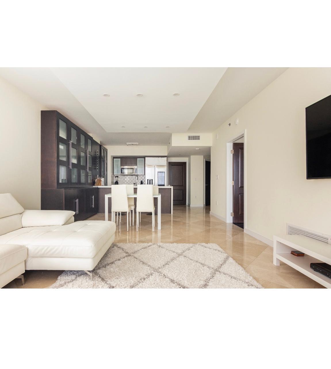 55 SE 6th #4007, Miami FL 33131