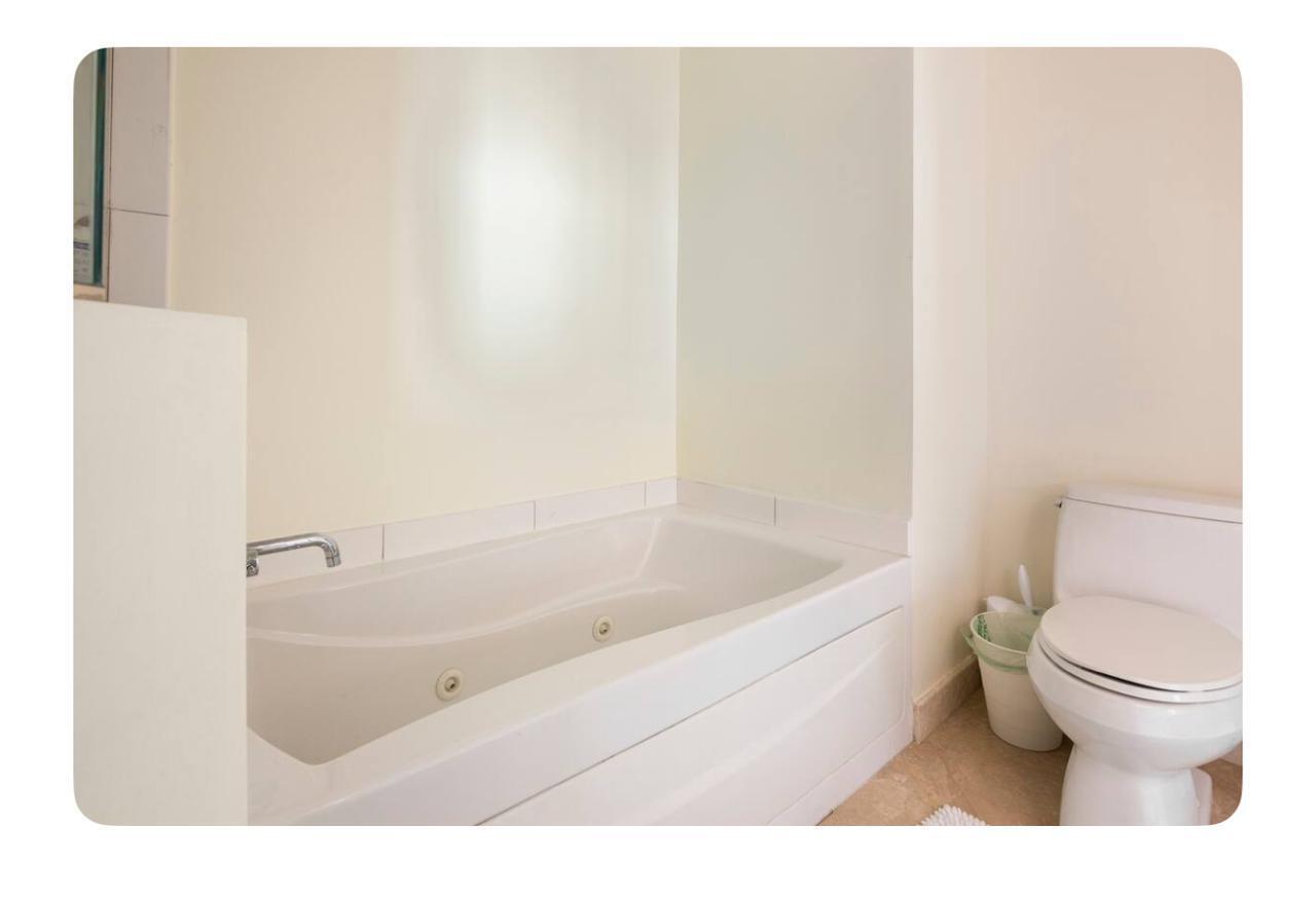 55 SE 6th #4007, Miami FL 33131