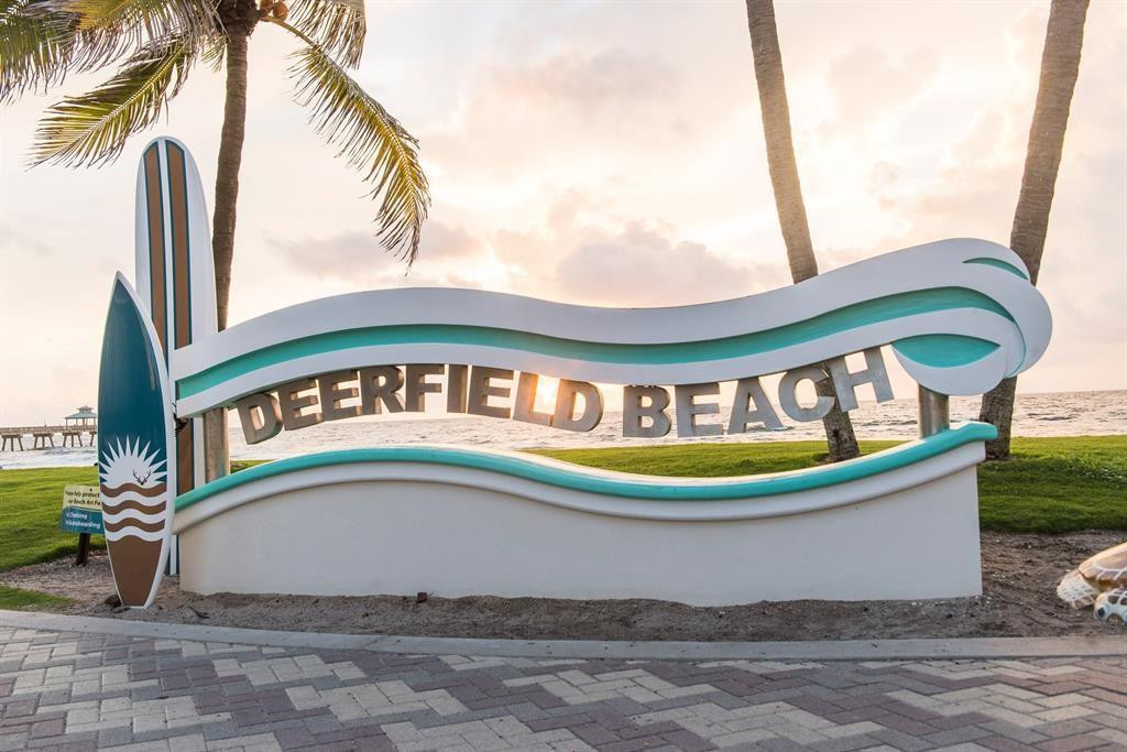 2754 Deer Creek Kelly Brooke, Deerfield Beach FL 33442