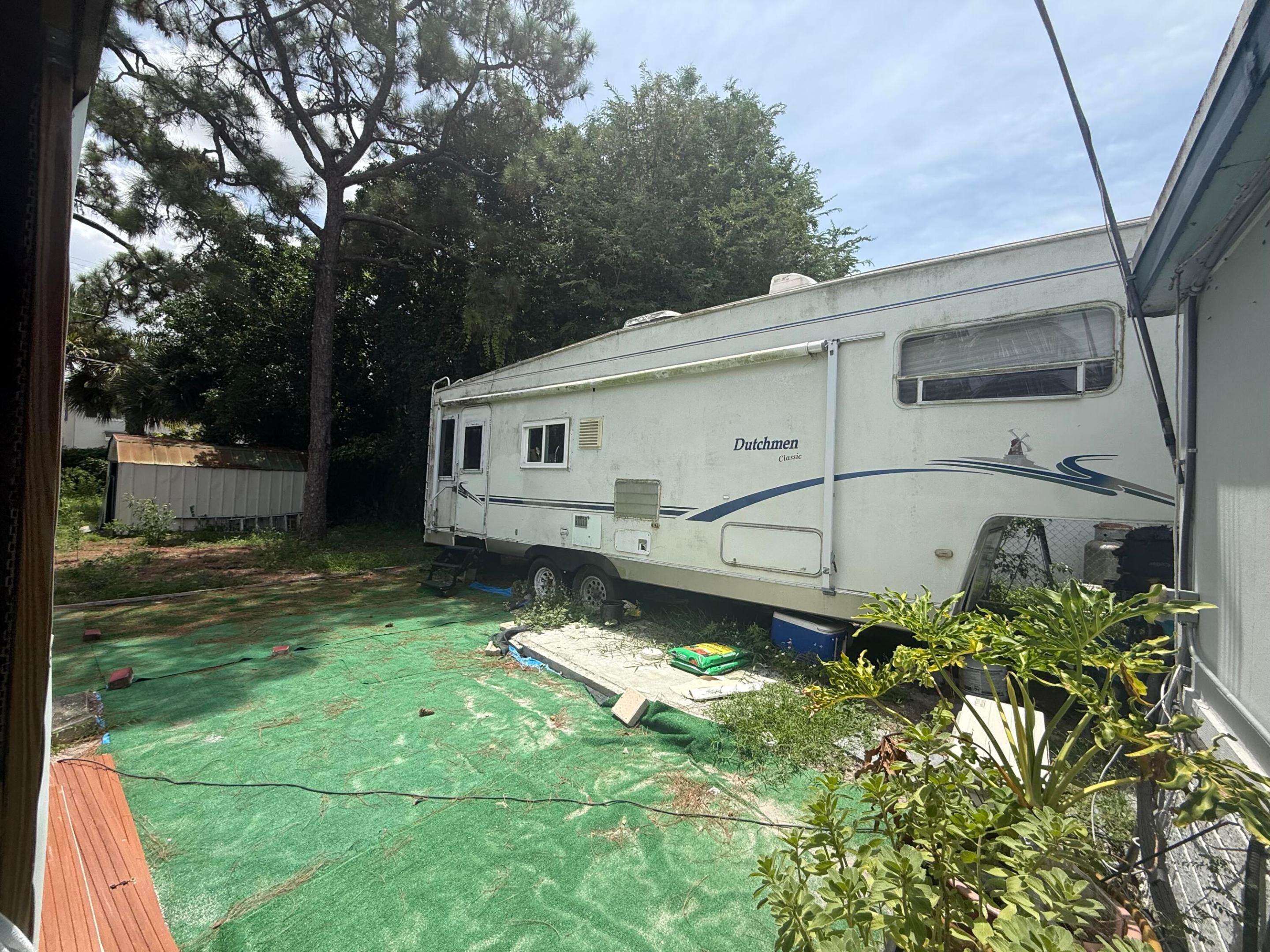 3 KIDD, Lake Worth FL 33463