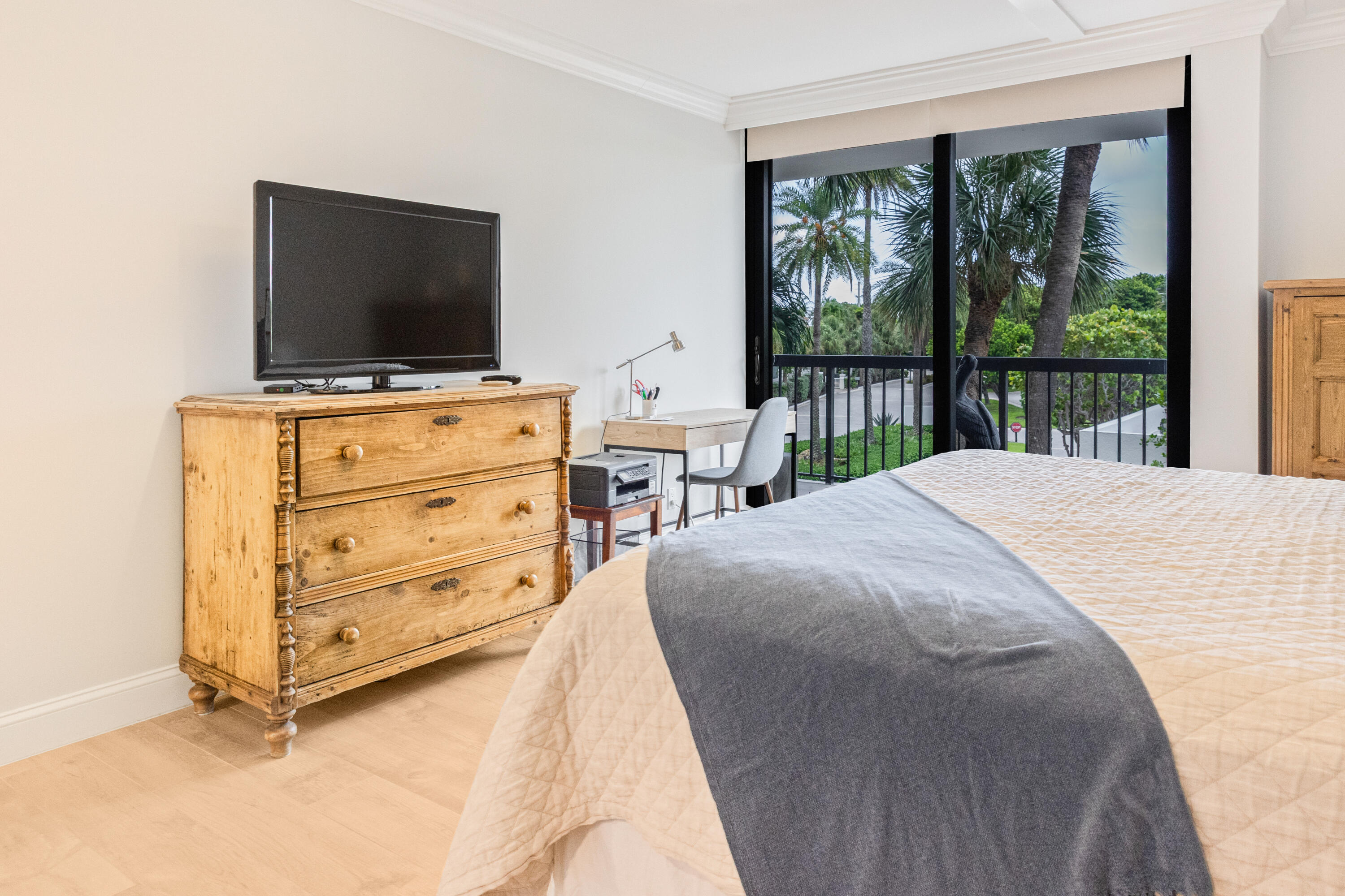 4748 S Ocean #205, Highland Beach FL 33487