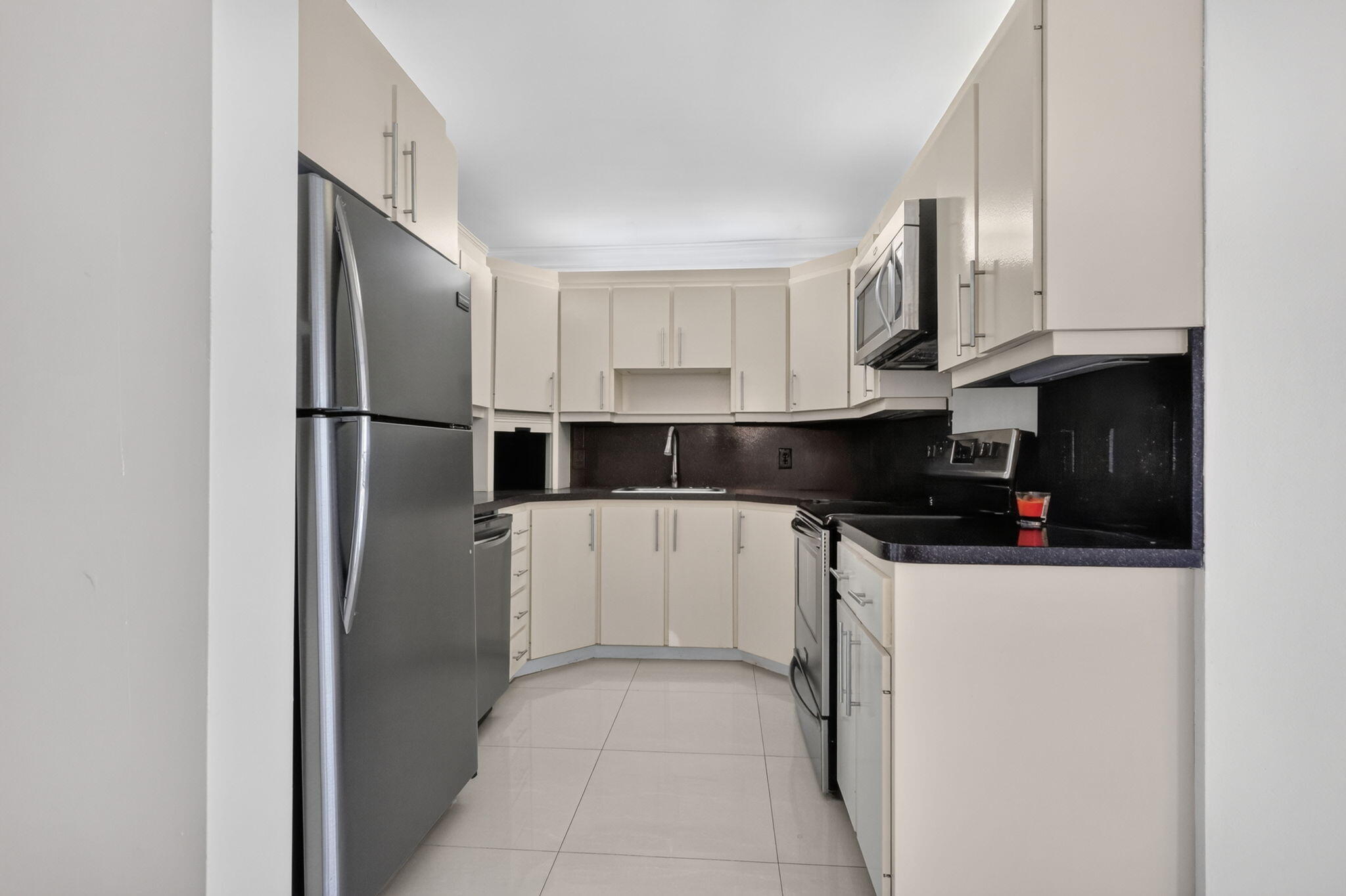 2500 NE 135TH #C1011, North Miami FL 33181