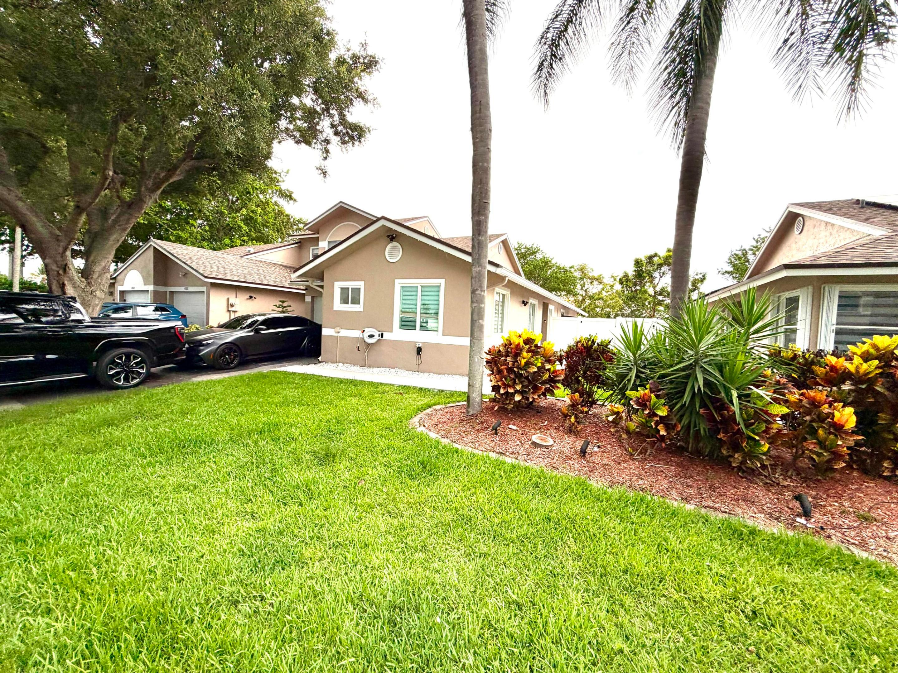 4929 W Lakes, Deerfield Beach FL 33442