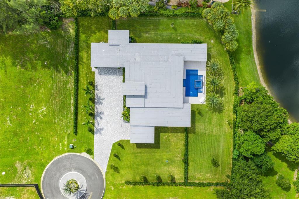 8795 Valencia, Parkland FL 33067