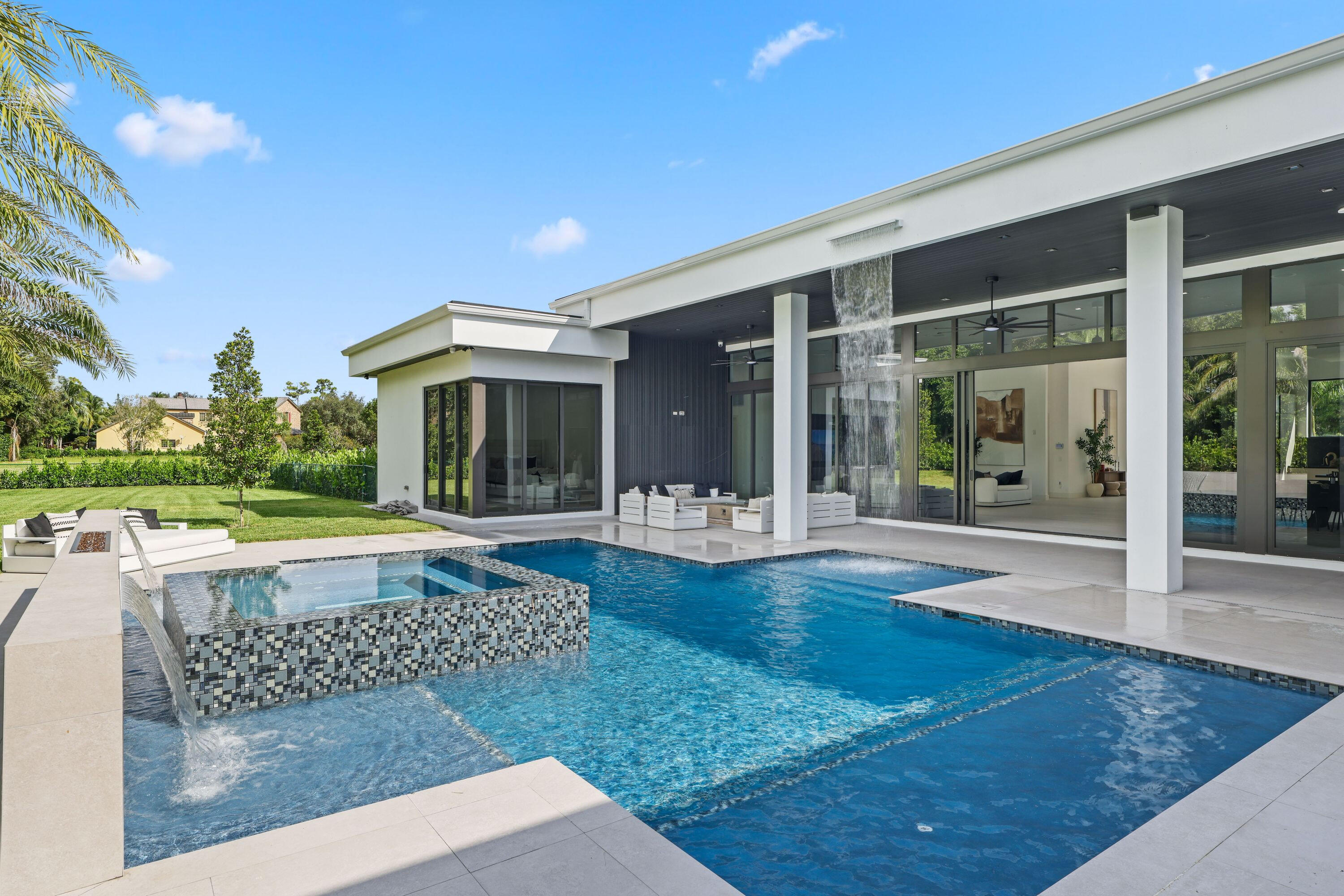 8795 Valencia, Parkland FL 33067