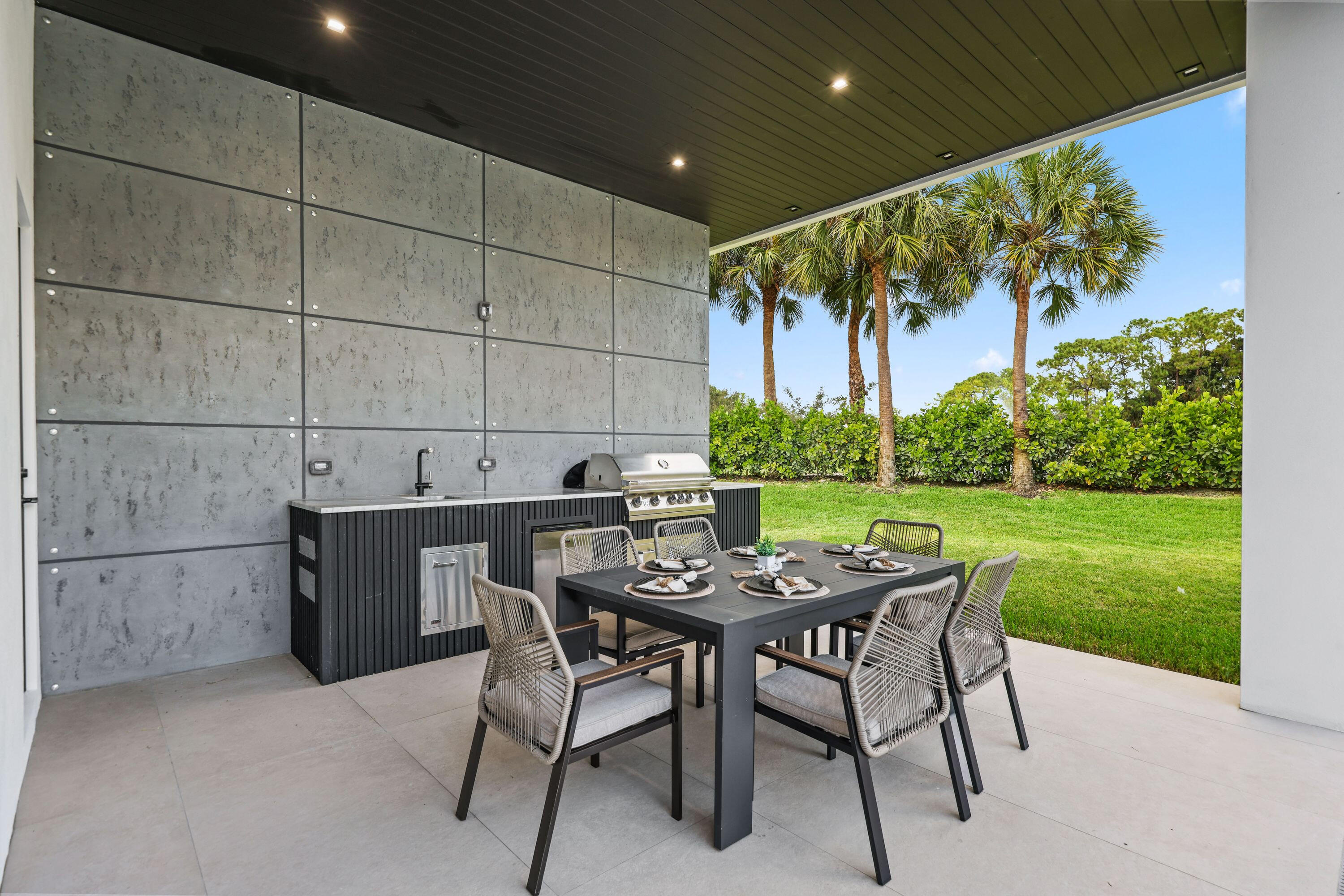 8795 Valencia, Parkland FL 33067