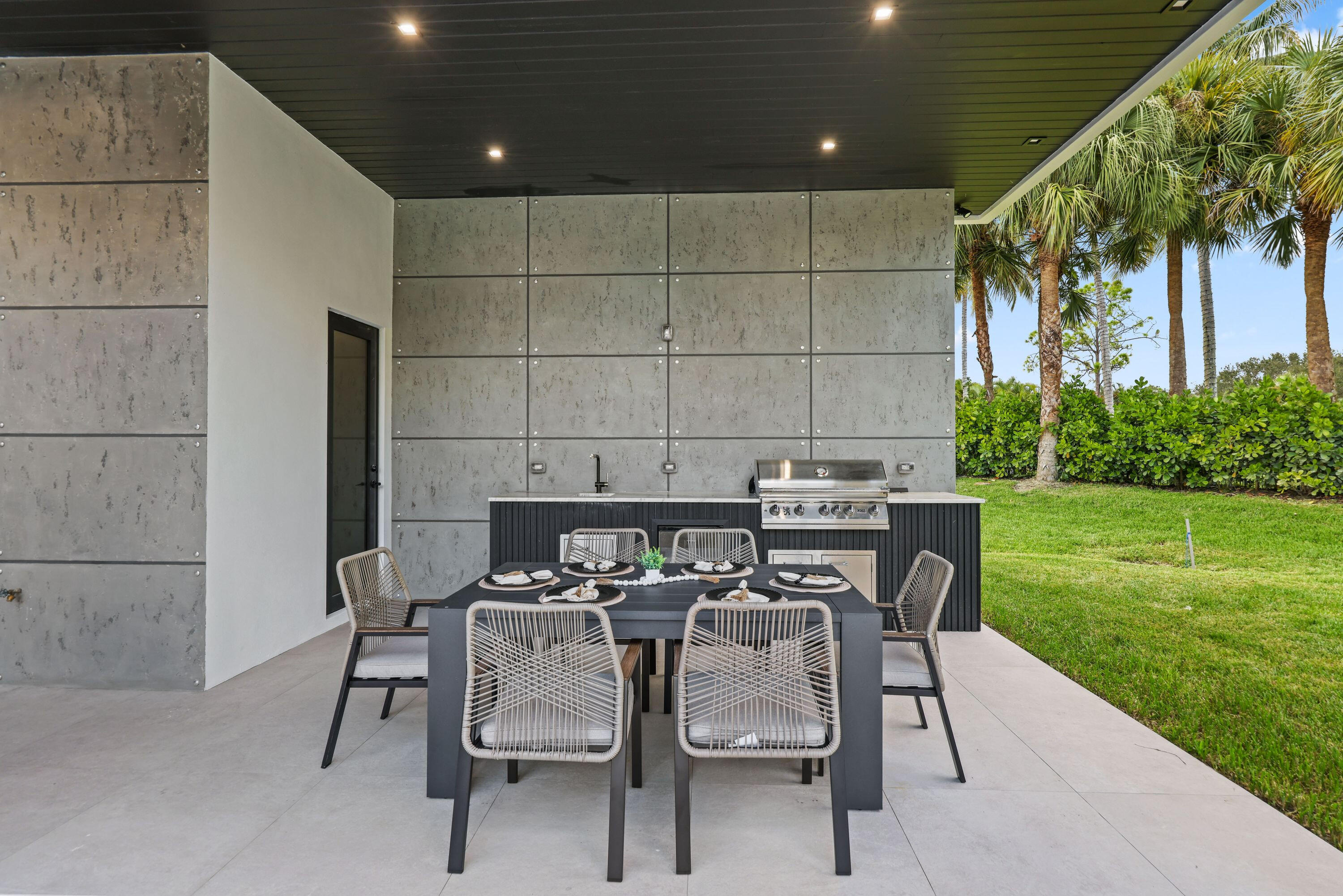 8795 Valencia, Parkland FL 33067